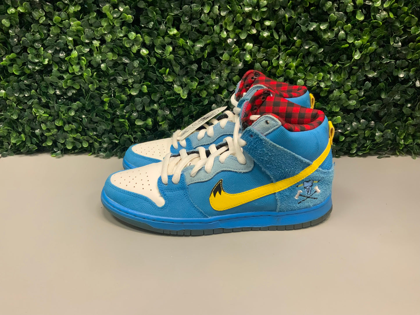 Nike SB Dunk High “Familia Blue Ox” Size 8.5 Preowned