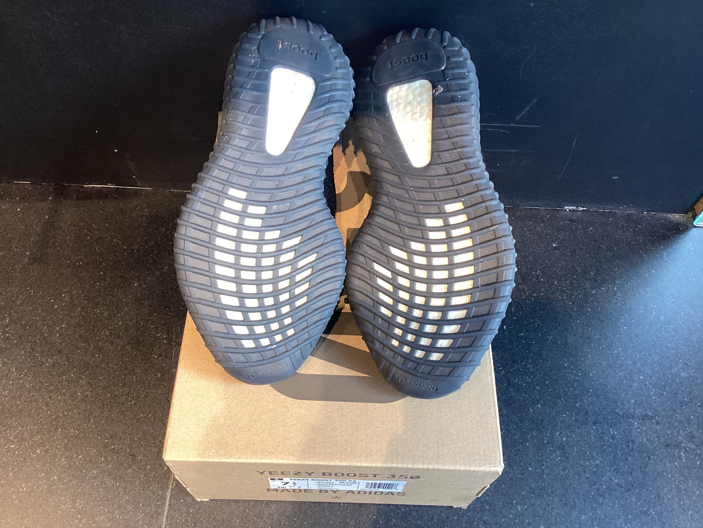 Yeezy 350 “Dazzling Blue” Preowned size 7.5