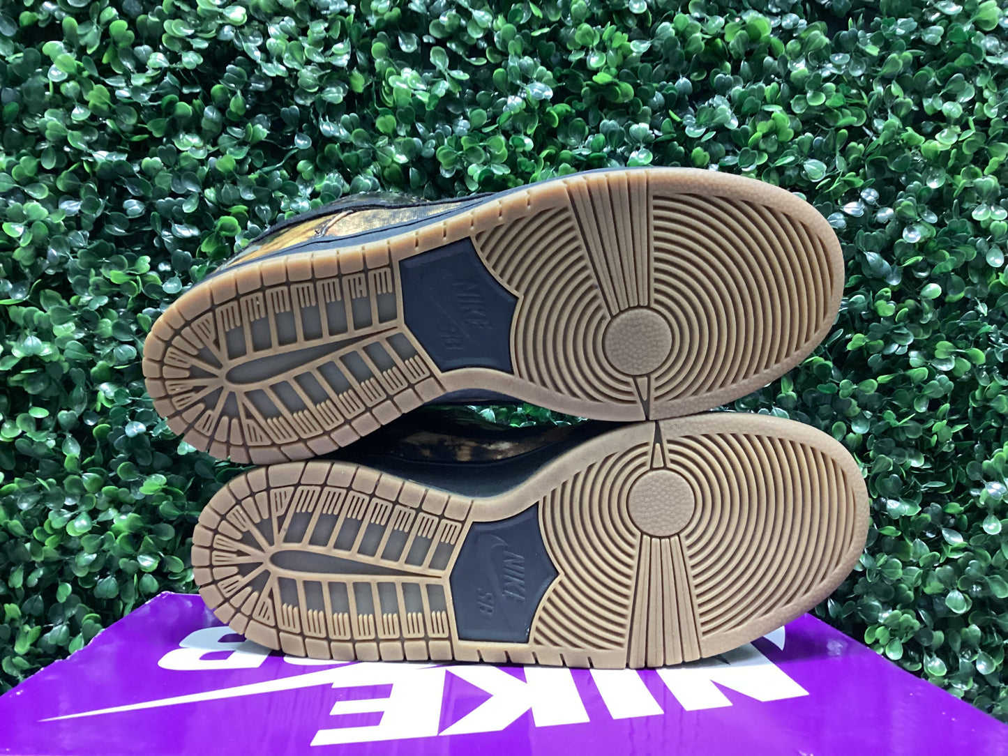 SB Dunk Low “Pushead 2” Size 9.5 Preowned