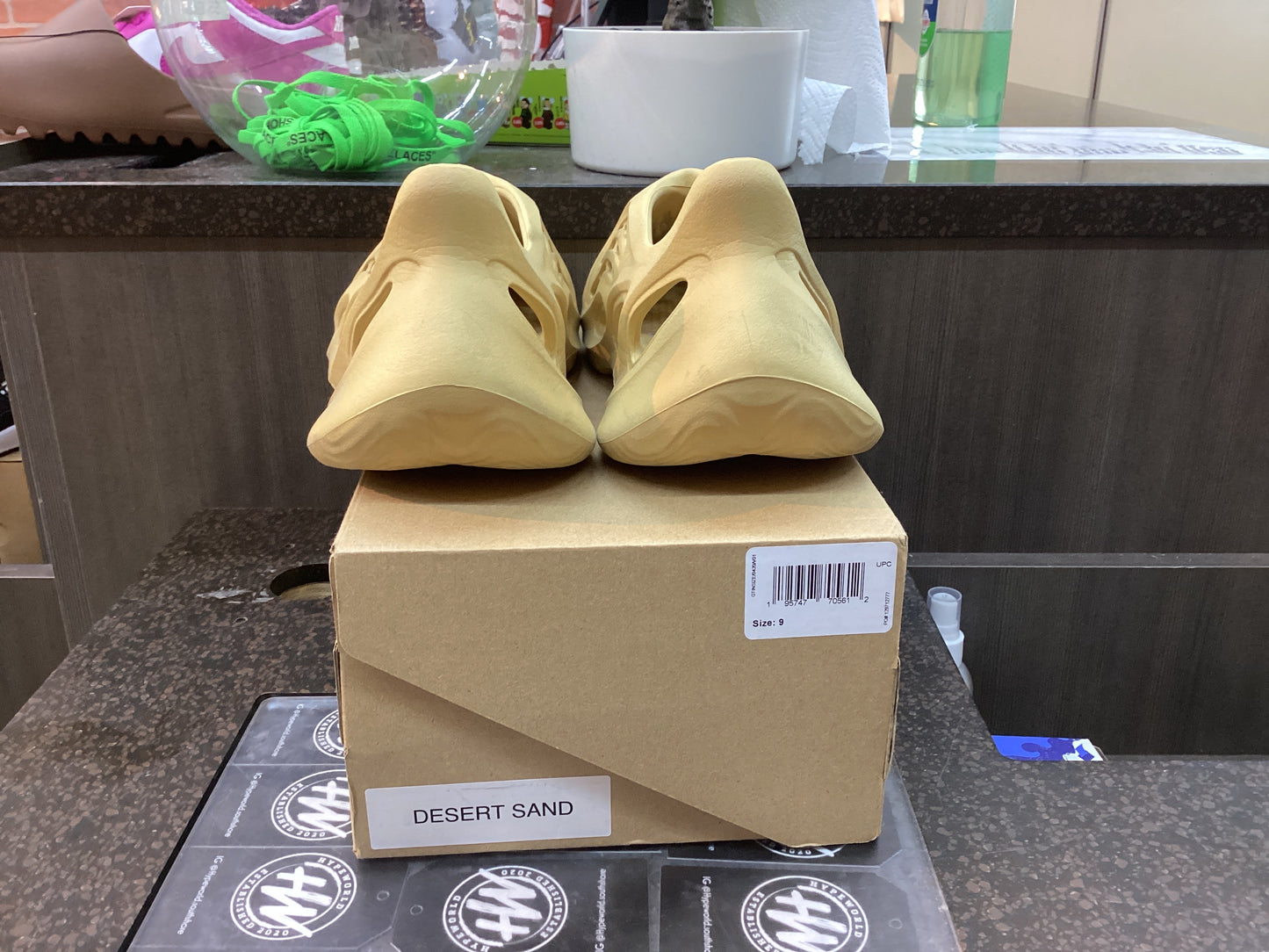 Yeezy Foam Runner "Desert Sand" Size 9 Pre Owned