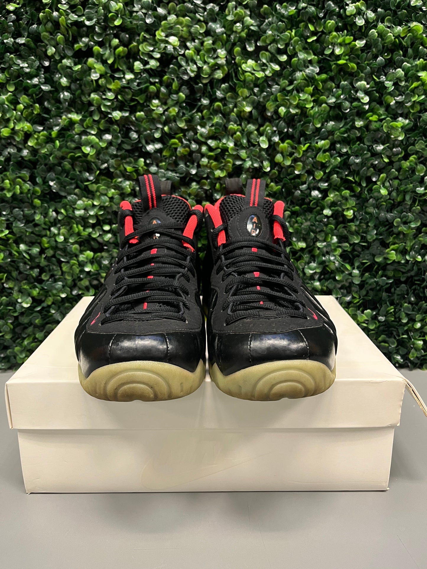 Nike Air Foamposite Pro "Yeezy" Size 11.5 Preowned