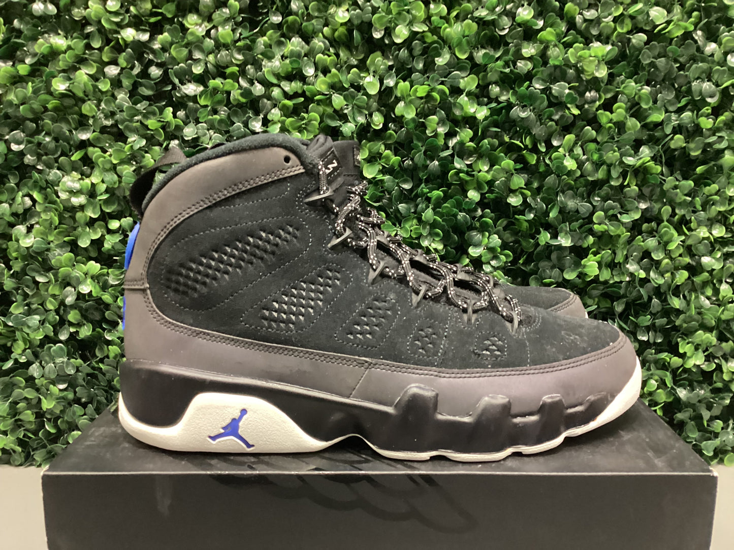 Jordan 9 “Racer Blue” Size 8.5 Preowned