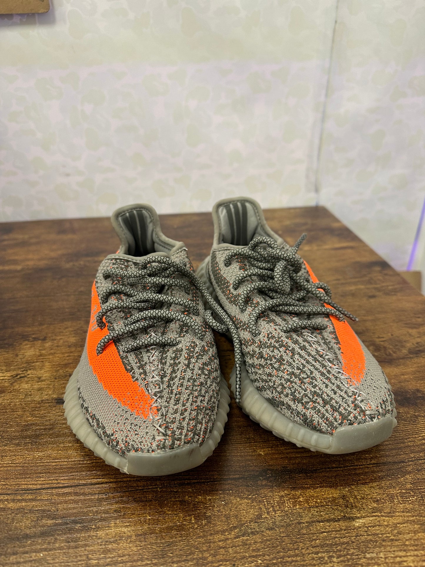 Yeezy 350 “Beluga Reflective” Preowned Sz 5Y No Box
