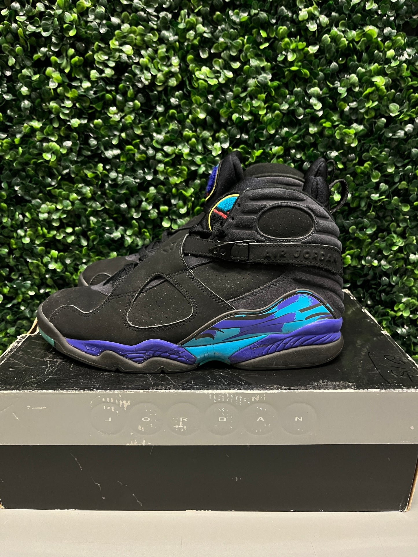 Jordan 8 "Aqua" Size 10.5 Preowned
