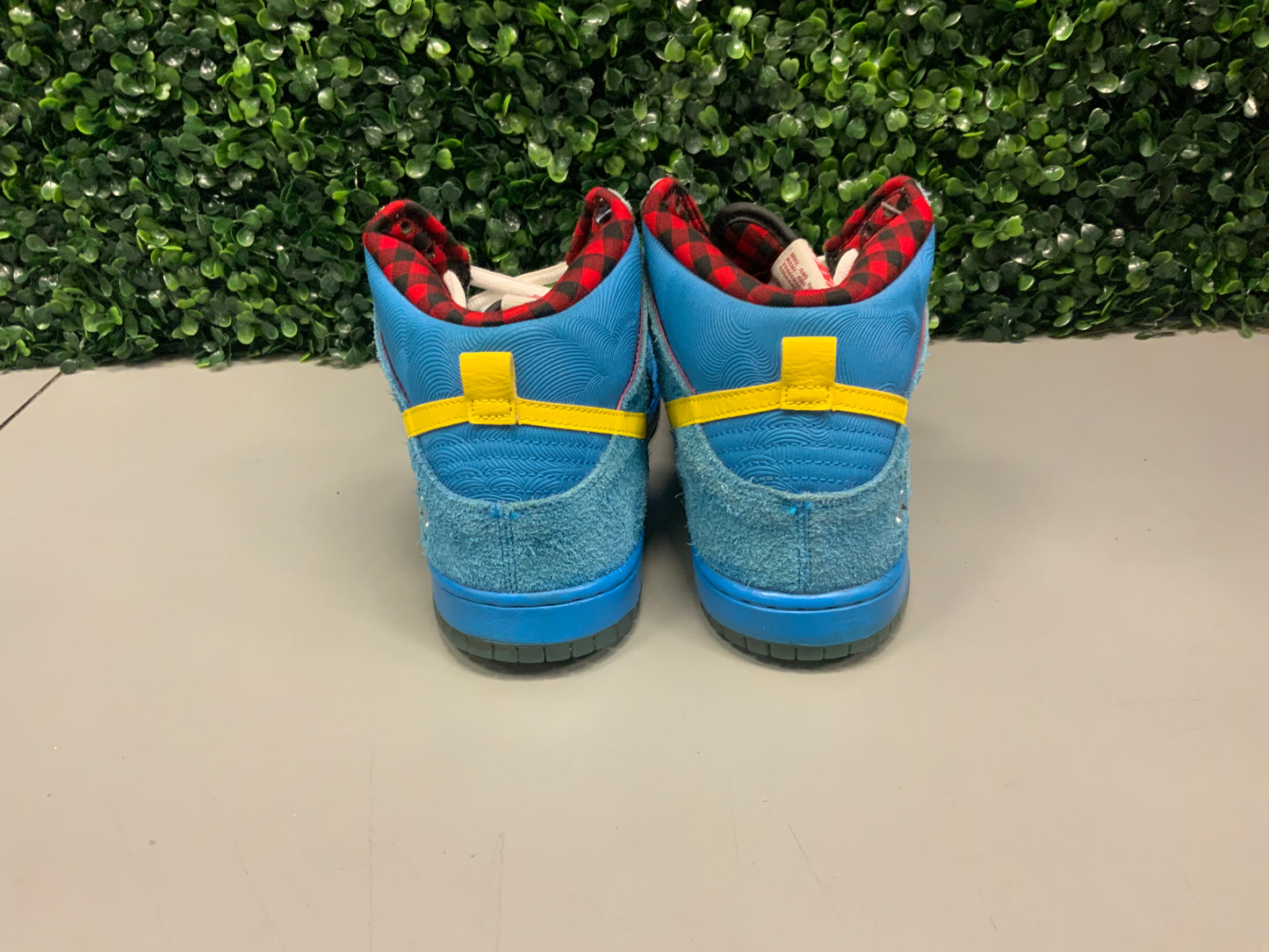 Nike SB Dunk High “Familia Blue Ox” Size 8.5 Preowned