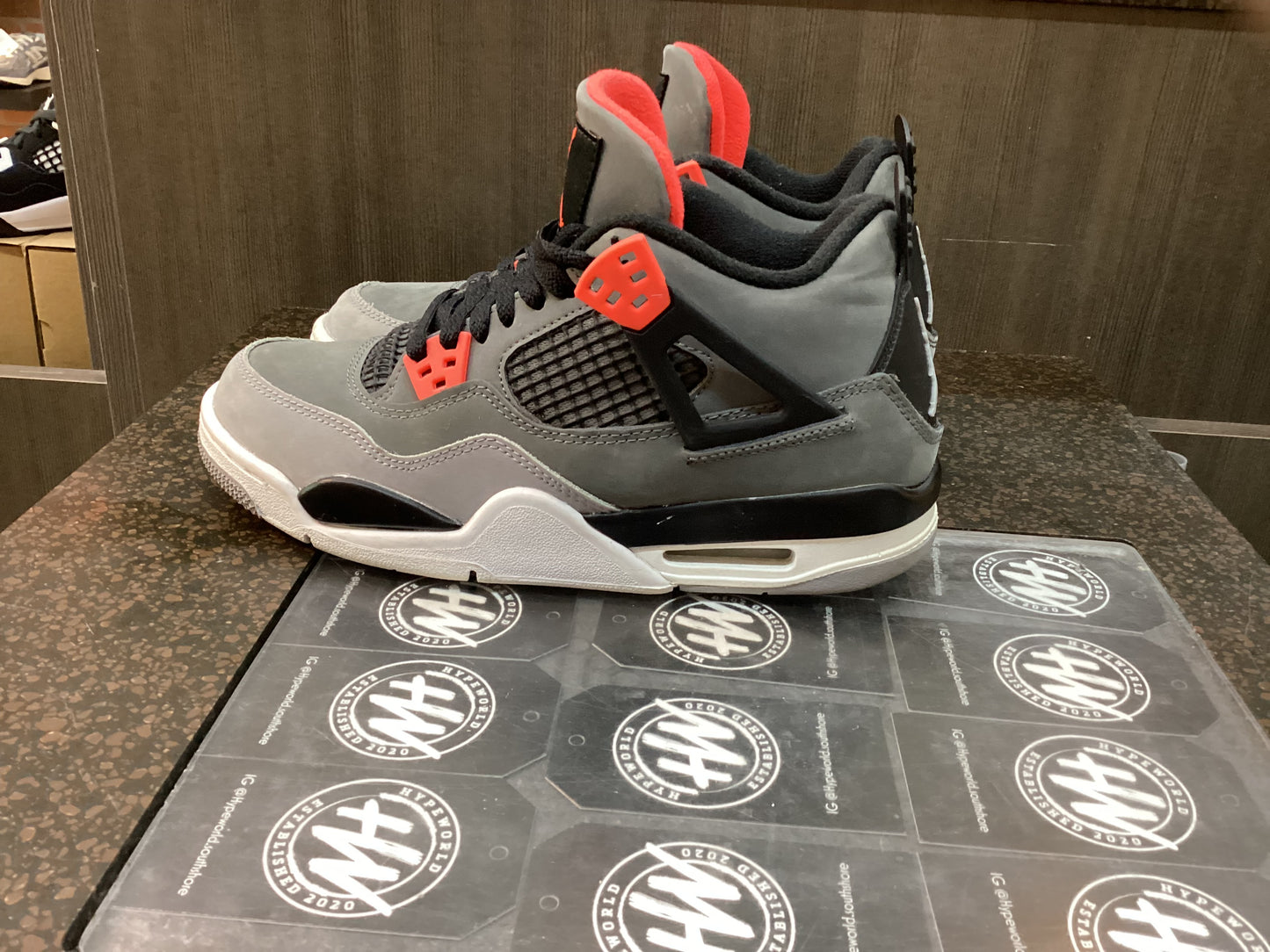 JORDAN 4 “INFARED” Pre Owned Size 5.5 NO BOX