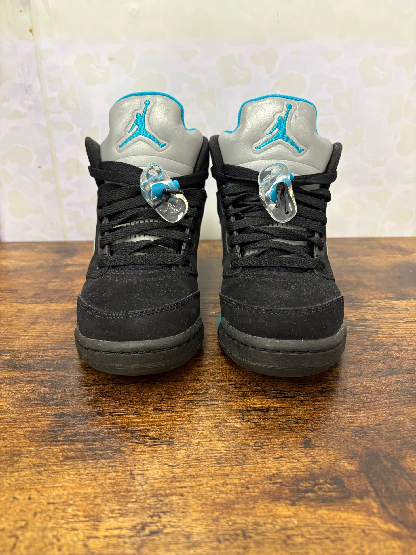 Jordan 5 “Aqua” Size 6Y Preowned No Box