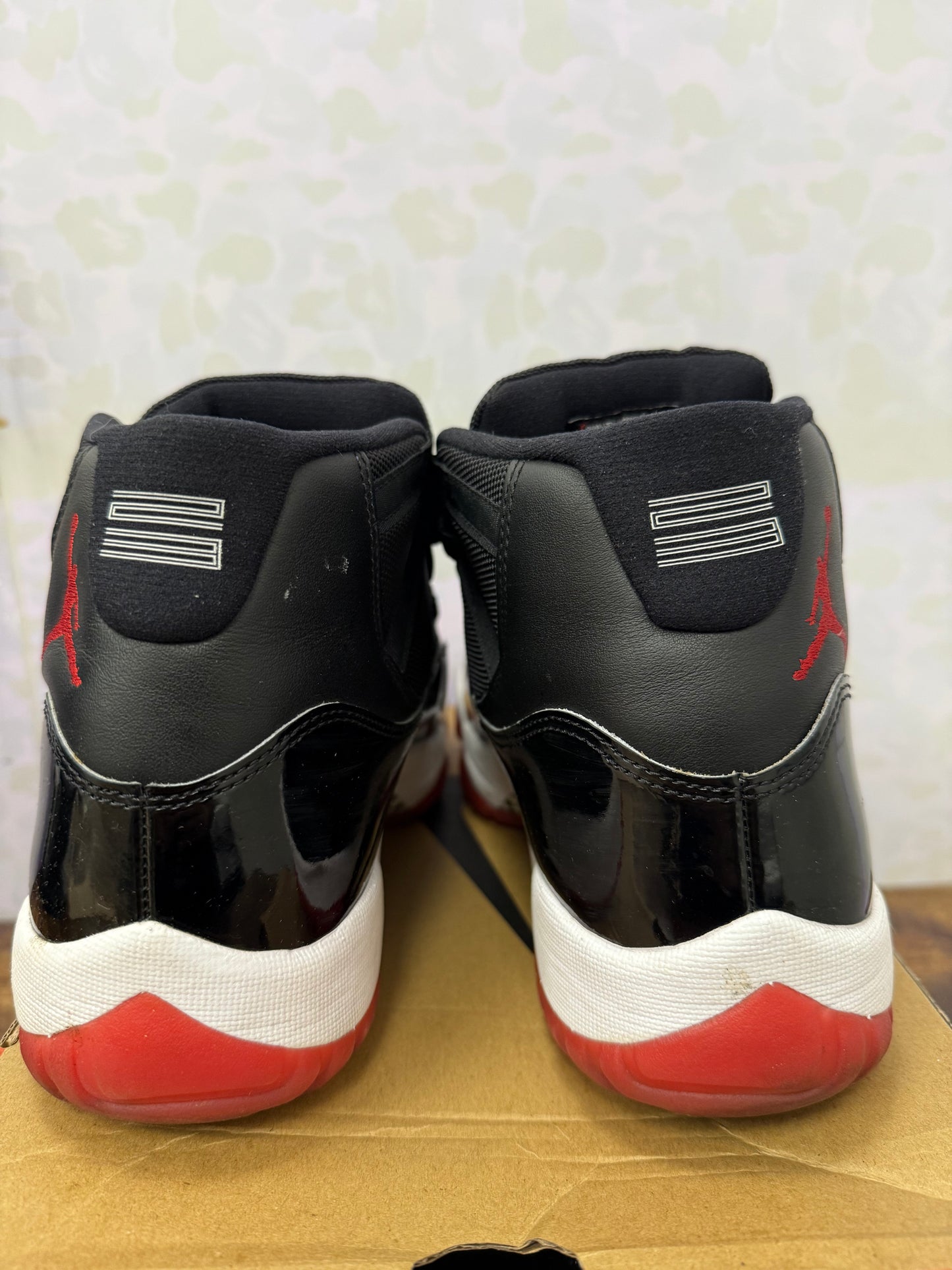 Jordan 11 “Bred” Size 8.5 Preowned
