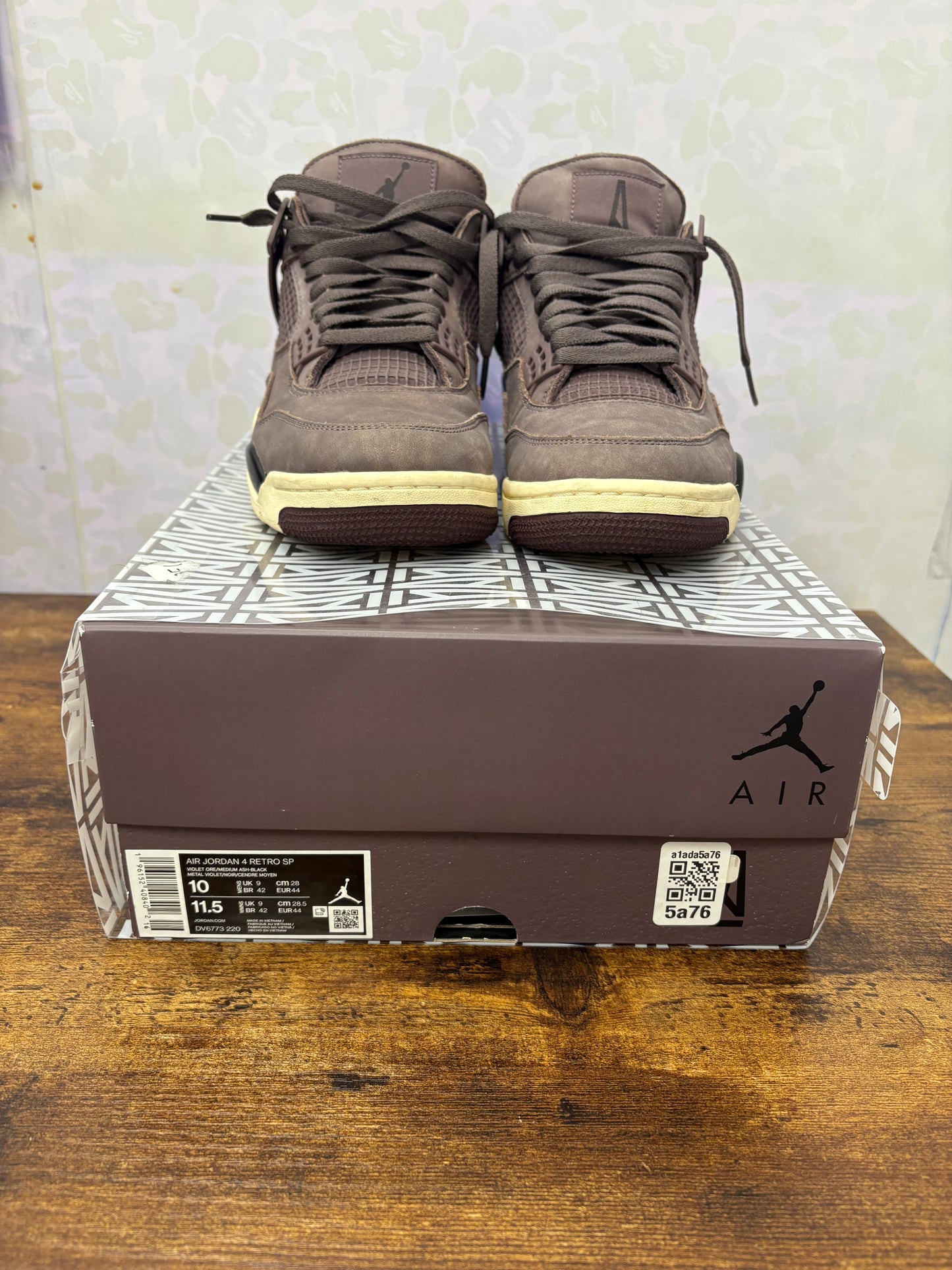 Jordan 4 “AMA Violet Ore” Preowned Size 10