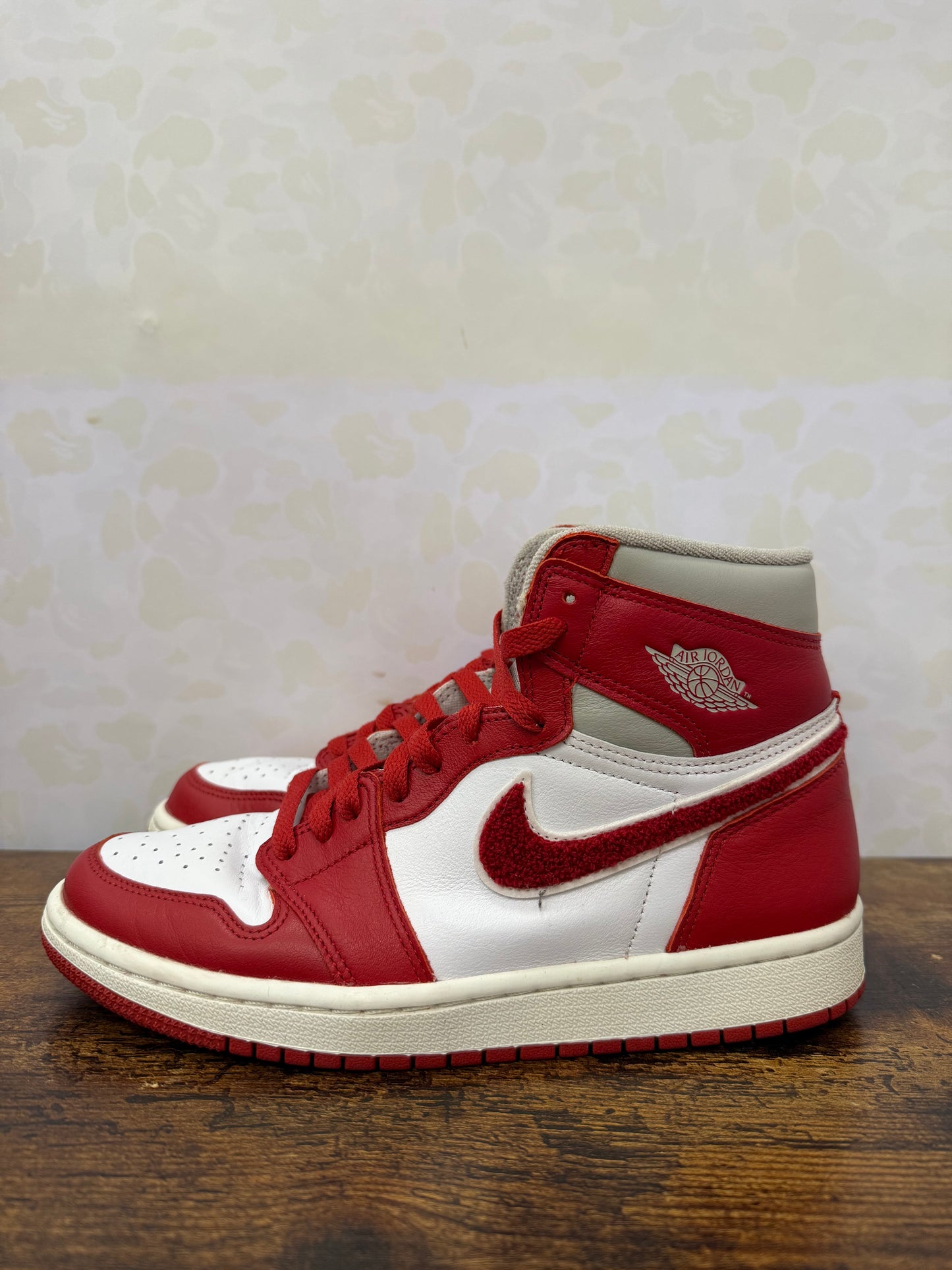 Jordan 1 “Varsity Red” Size 8W/6.5M Preowned
