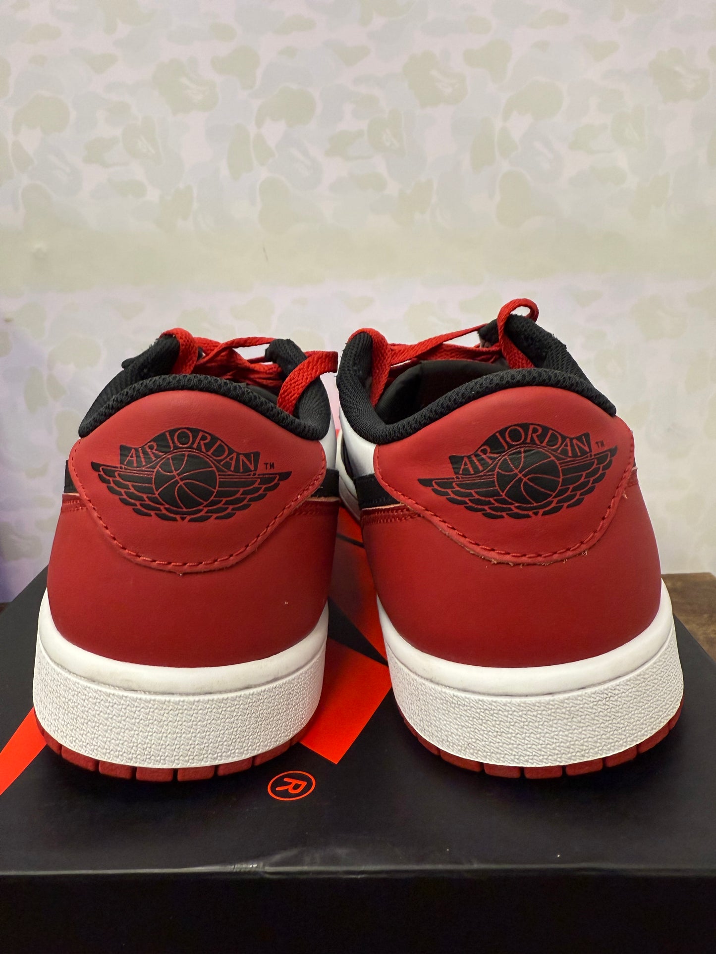 Jordan 1 Low “Black Toe” Size 10.5 Preowned