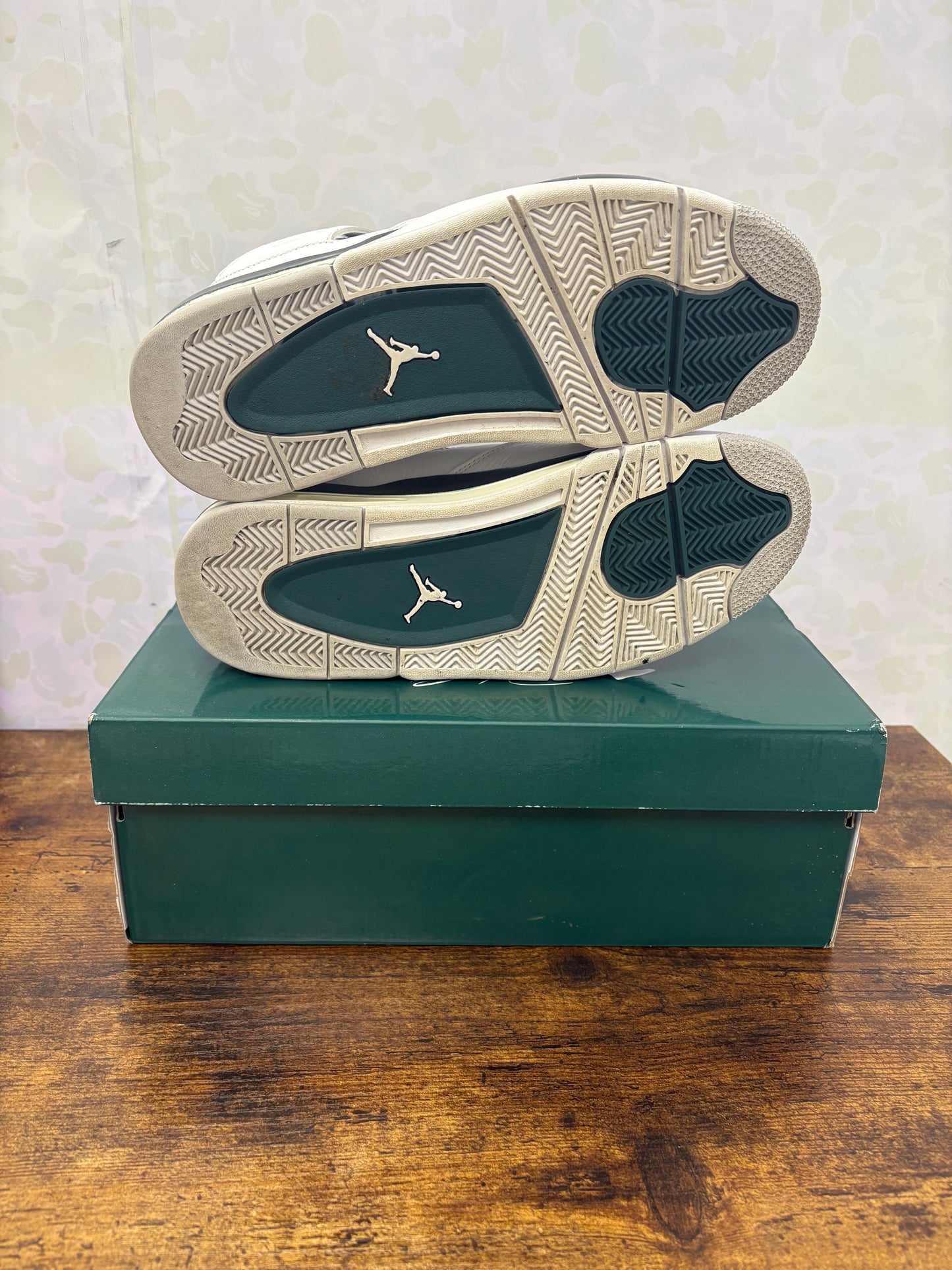 Jordan 4 “Oxidized Green” Preowned Size 11