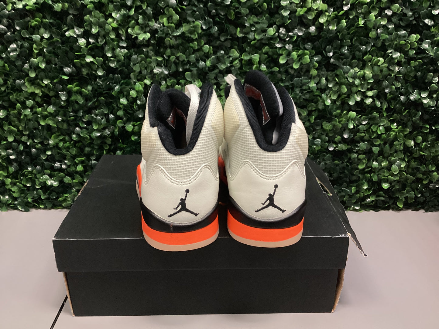 Jordan 5 “Shattered Backboard” Size 8.5 Preowned
