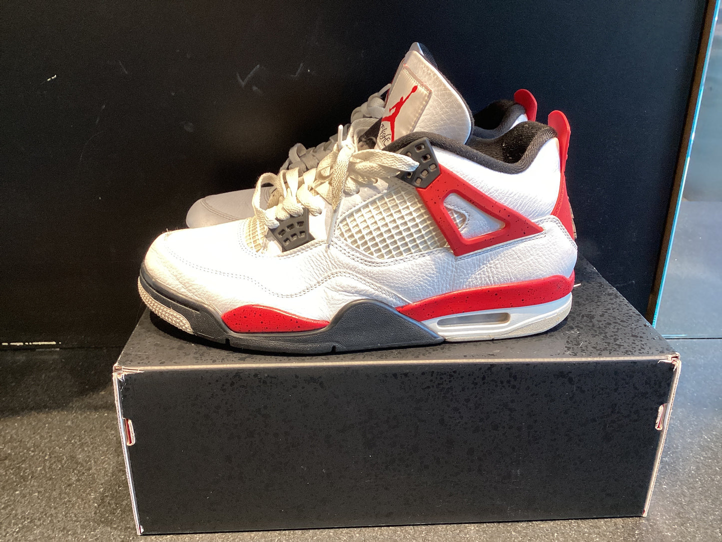 Jordan 4 “Red Cement” Pre Owned Size 10.5