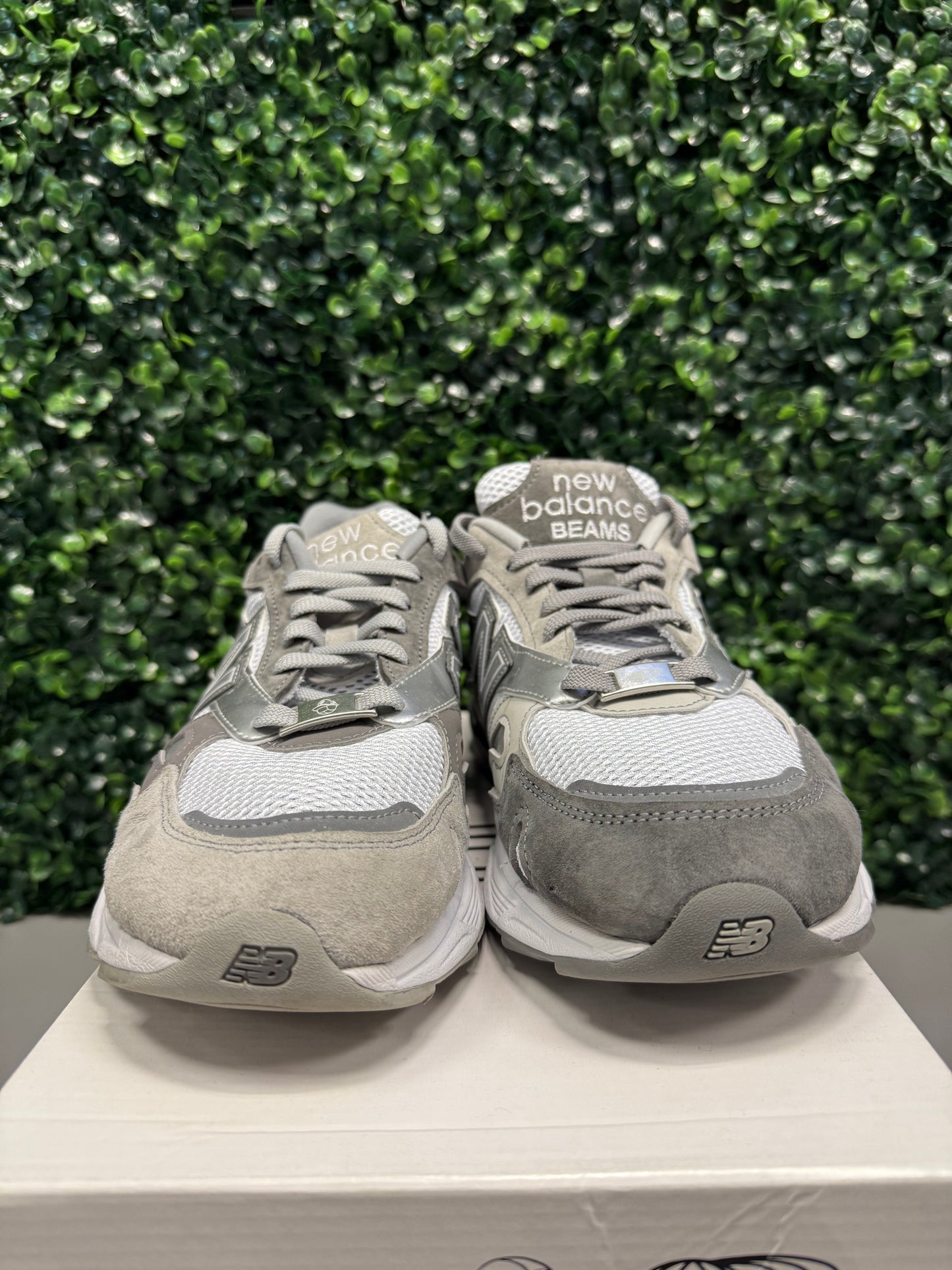 New Balance 920 "MiUK Beams x Paperboy" Size 10 Preowned