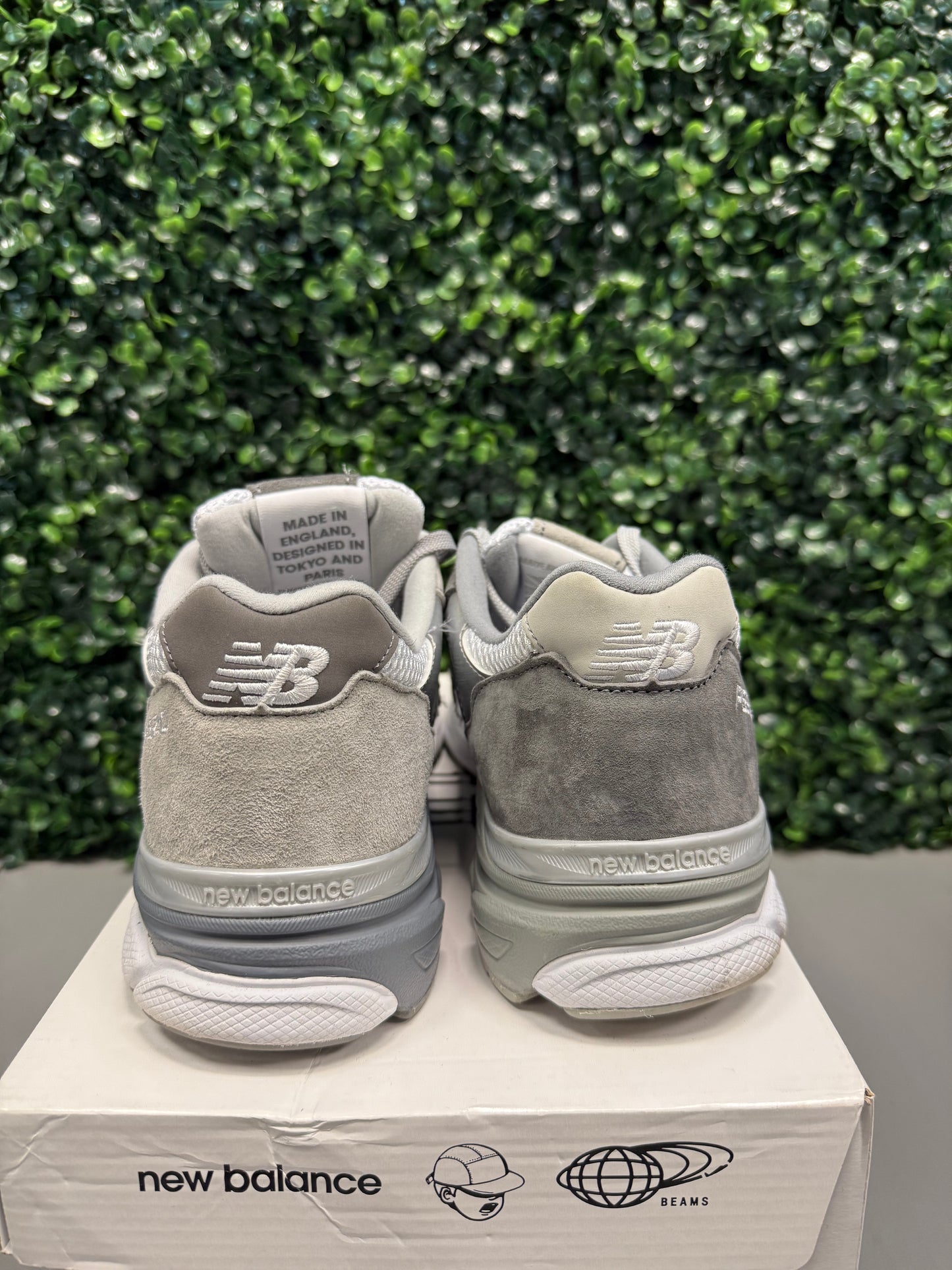 New Balance 920 "MiUK Beams x Paperboy" Size 10 Preowned