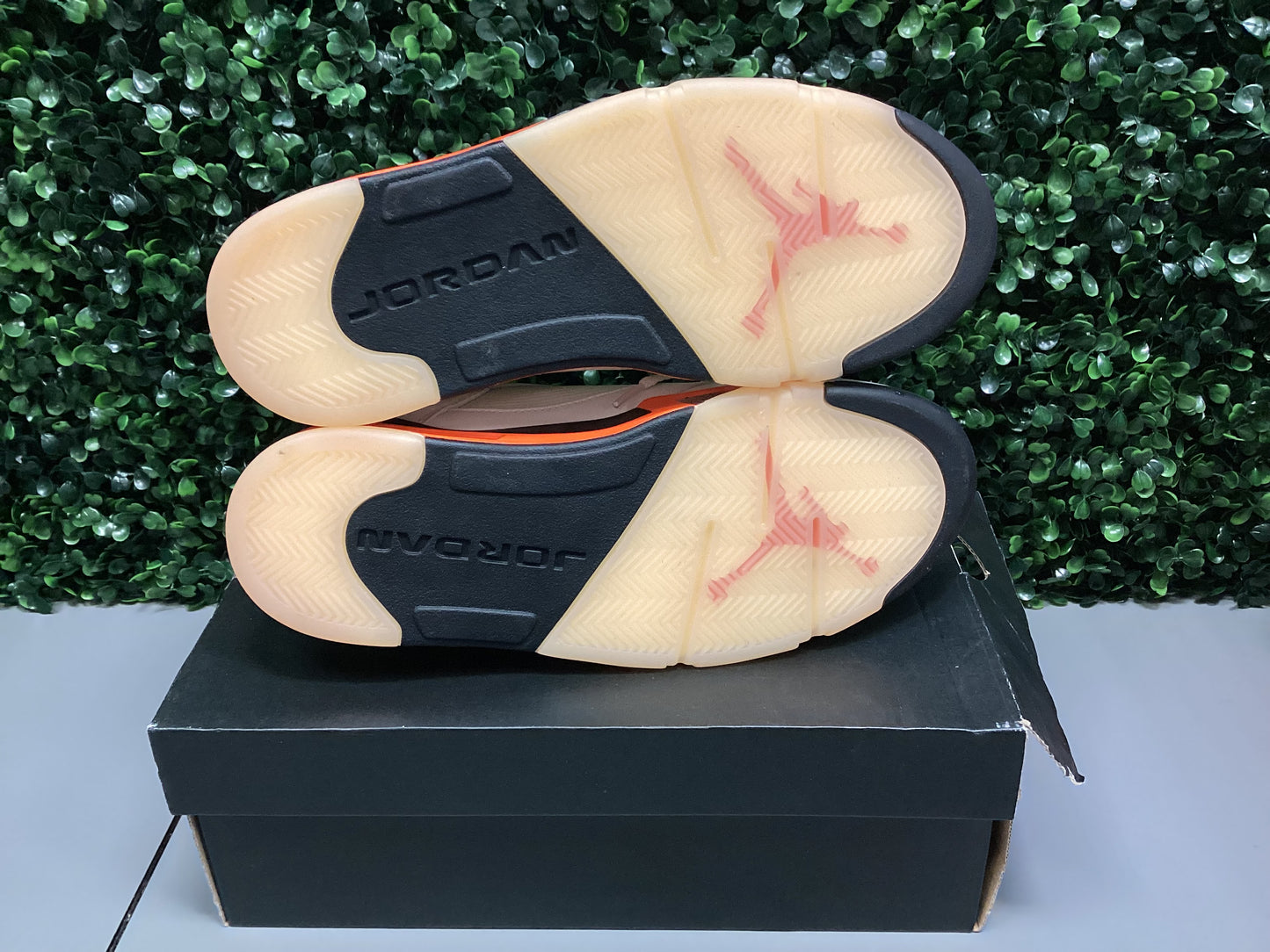 Jordan 5 “Shattered Backboard” Size 8.5 Preowned