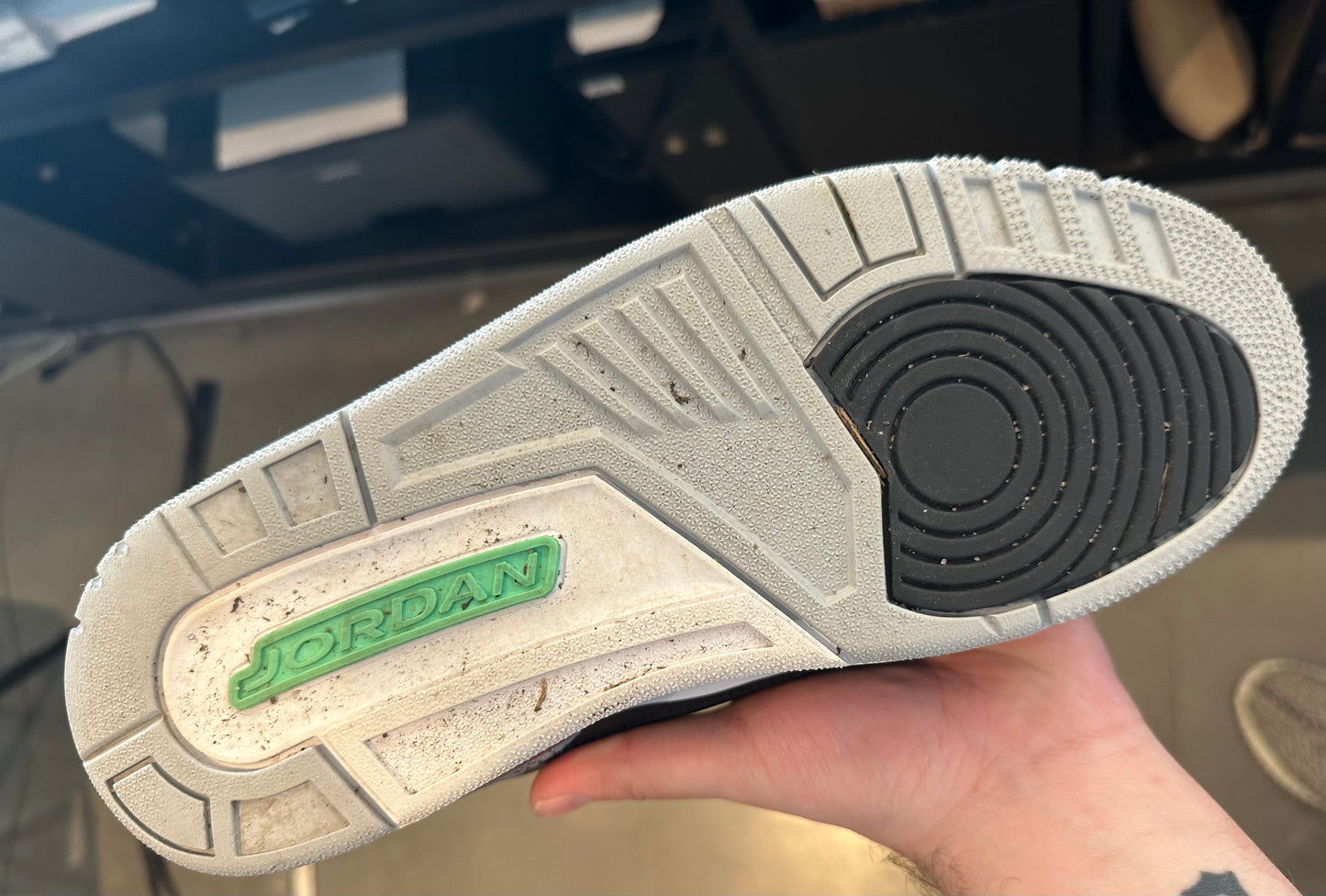 Jordan 3 "Green Glow" Size 10 preowned with box