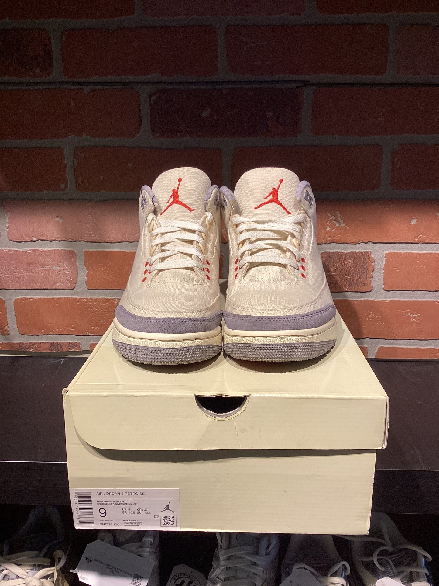 Jordan 3 “Muslin” Size 9 Preowned