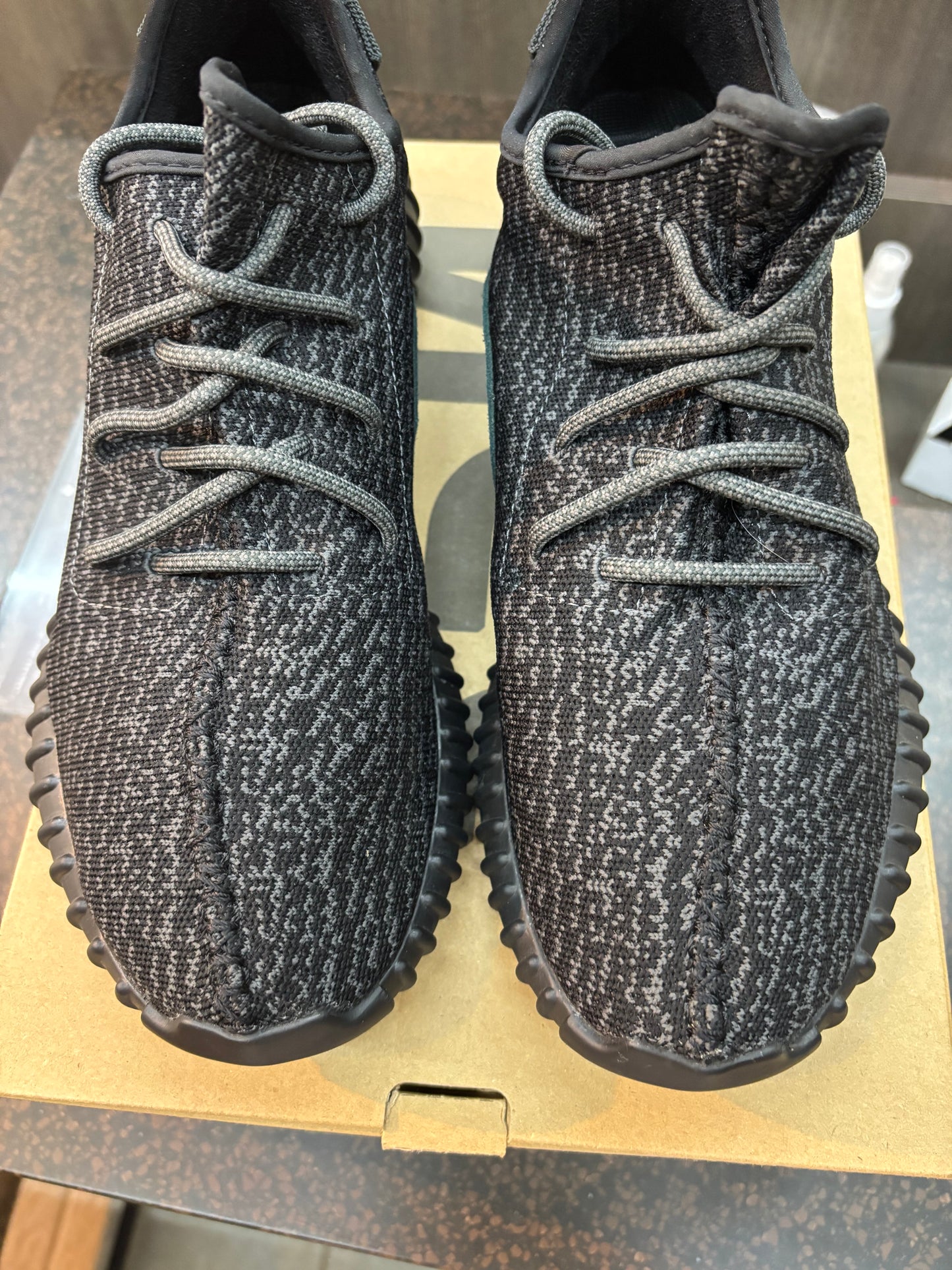 Yeezy 350 v1 "Pirate Black (2023) Size 11 Pre Owned