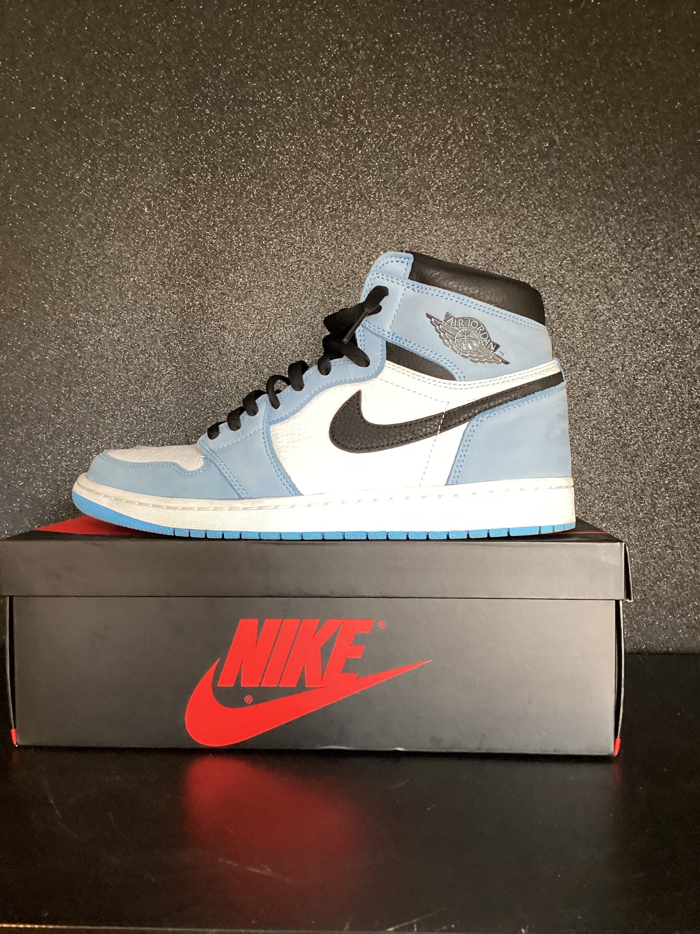 Jordan 1 Retro University Size 12 Preowned