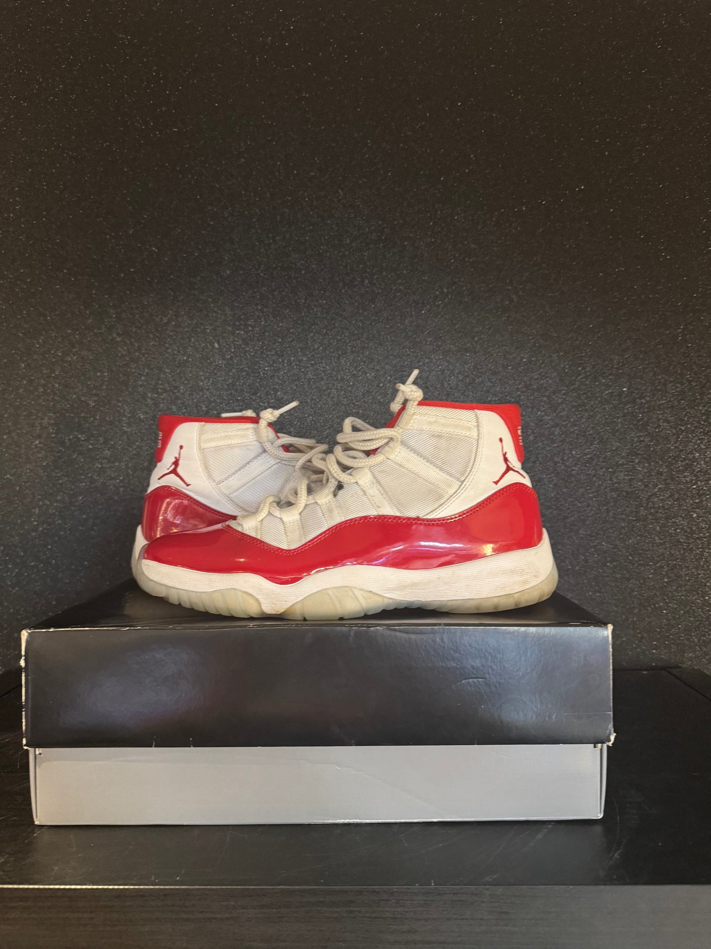 Jordan 11 'Cherry' Size 10.5 Preowned with box