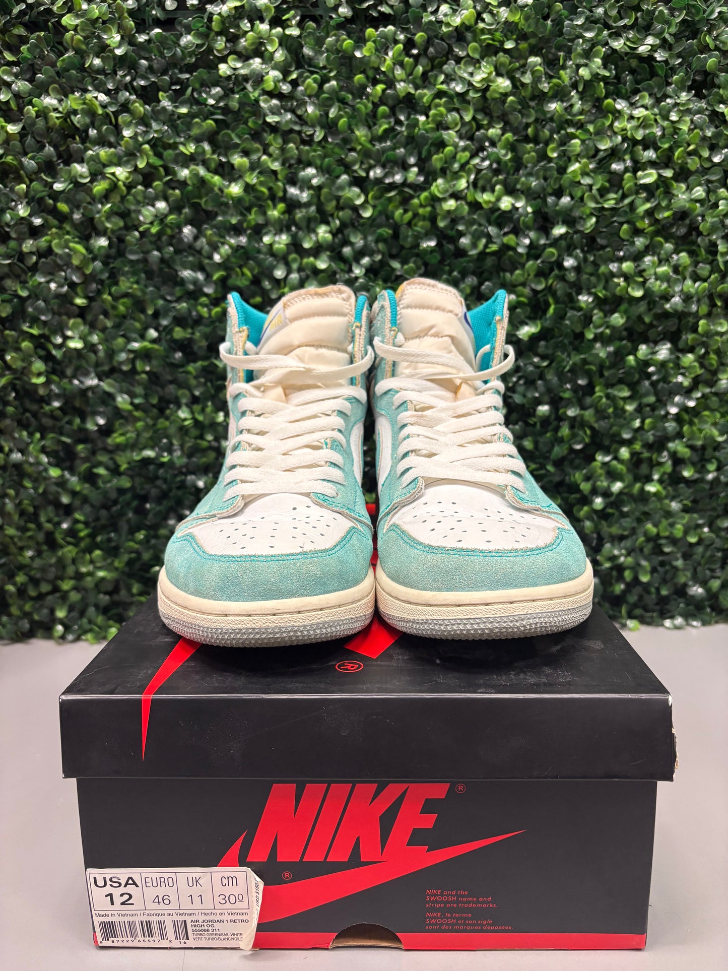Jordan 1 "Turbo Green" Size 12 Preowned