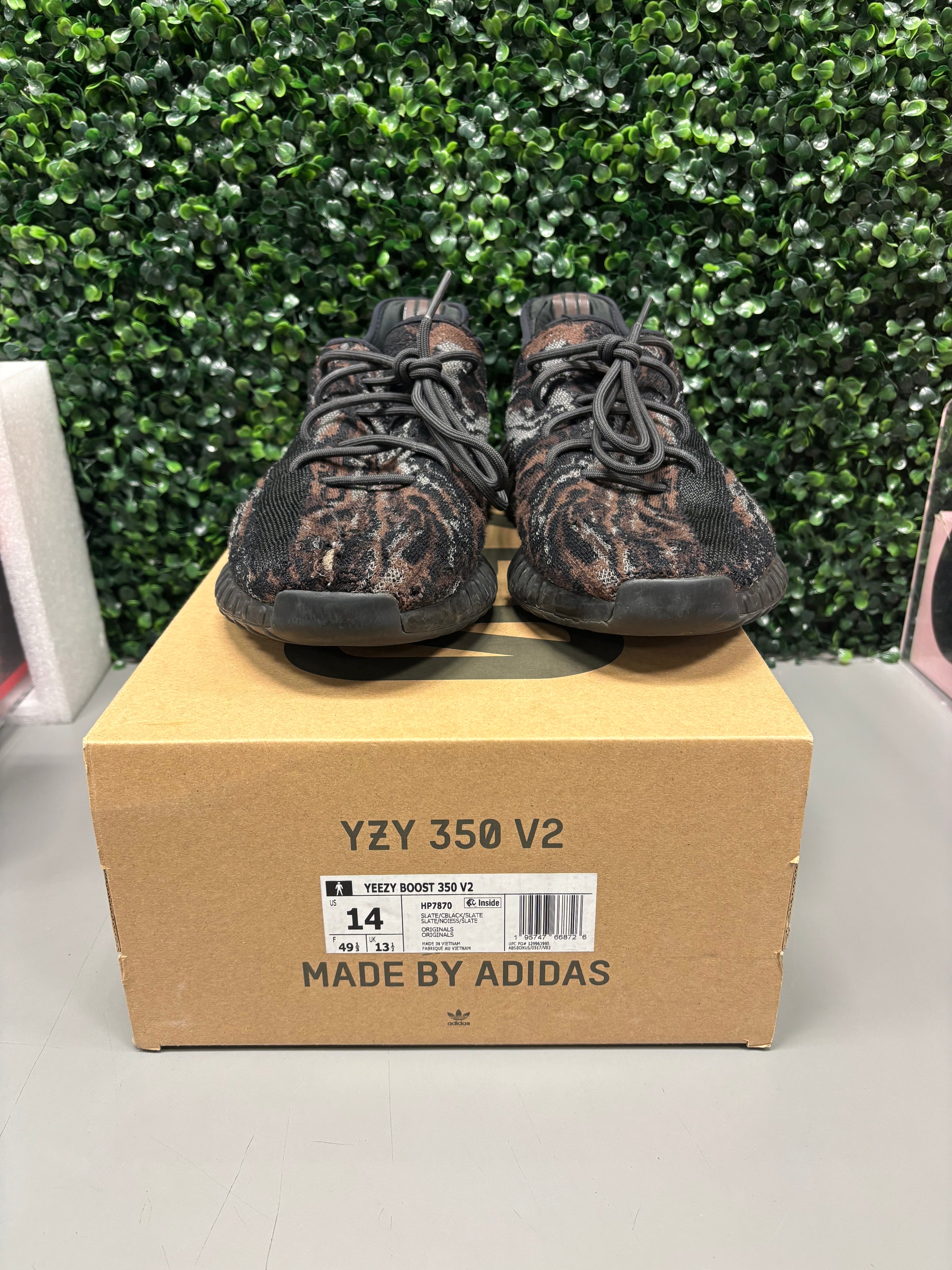 adidas Yeezy Boost 350 V2 "MX Rock" size 13.5 preowned