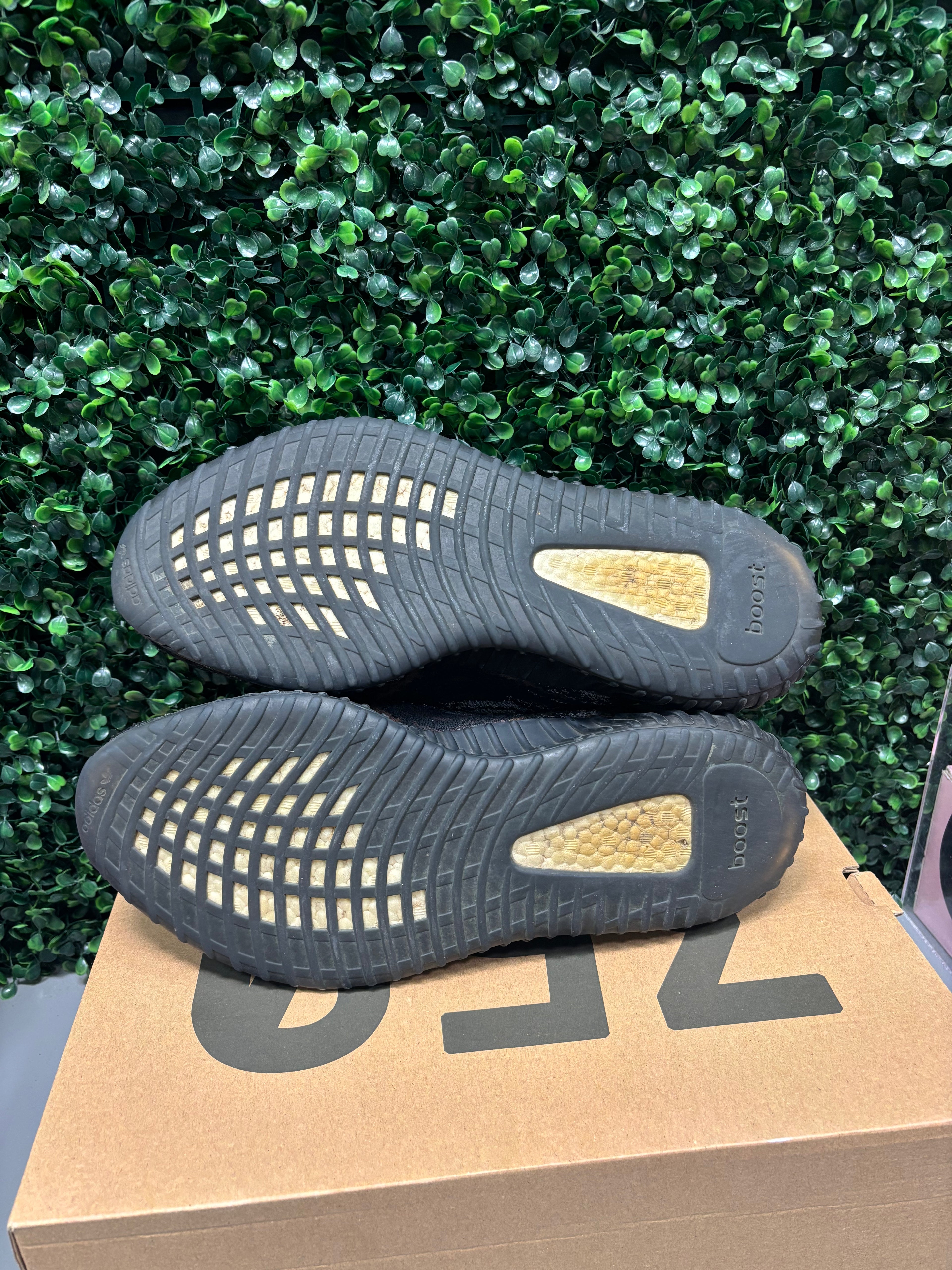 adidas Yeezy Boost 350 V2 "MX Rock" size 13.5 preowned