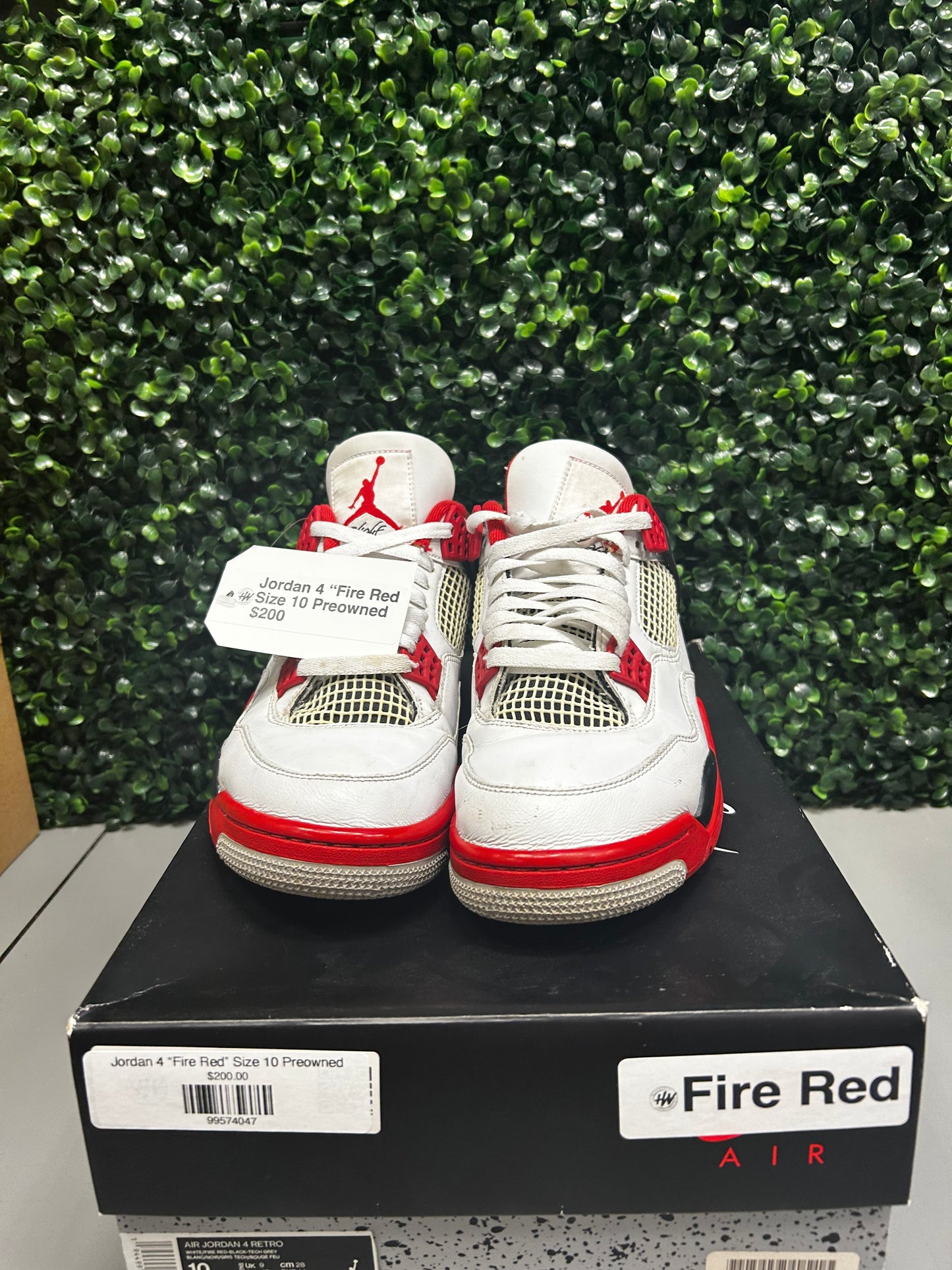 Jordan 4 “Fire Red” Size 10 Preowned