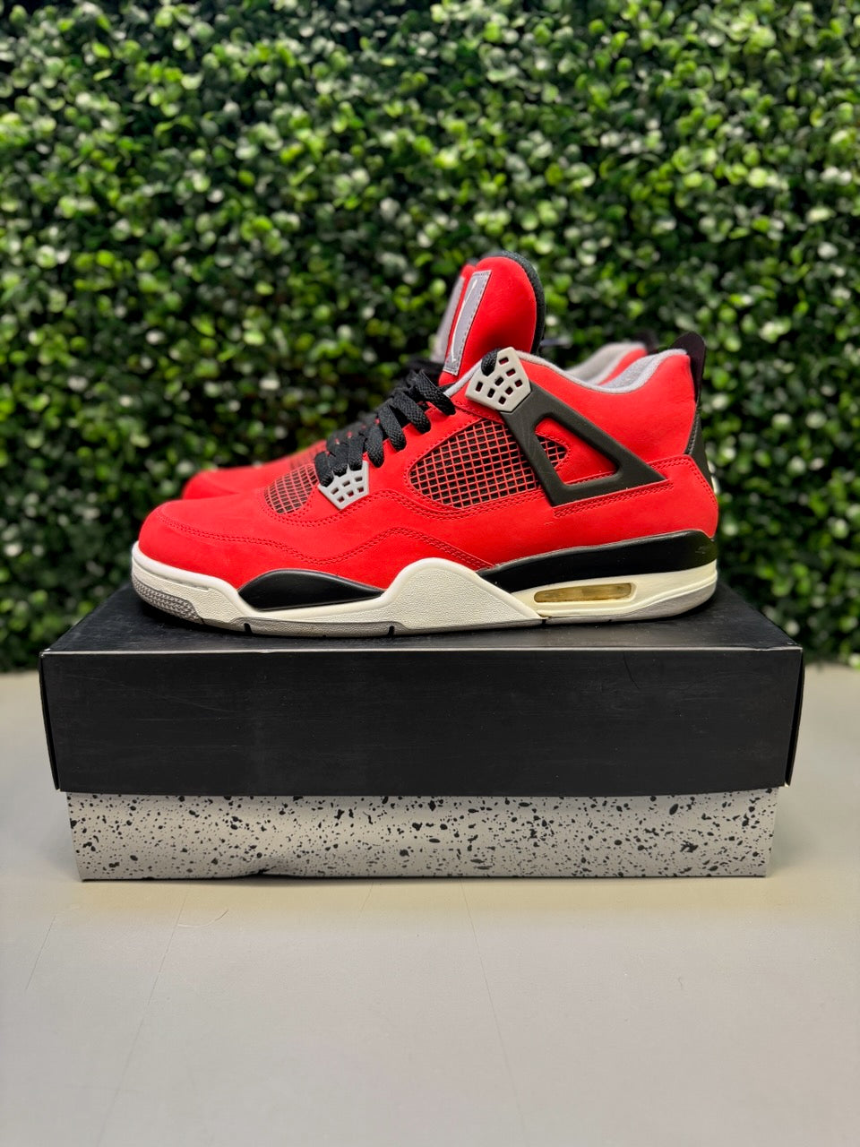 Jordan 4 "Toro Bravo" Size 12.5 Preowned