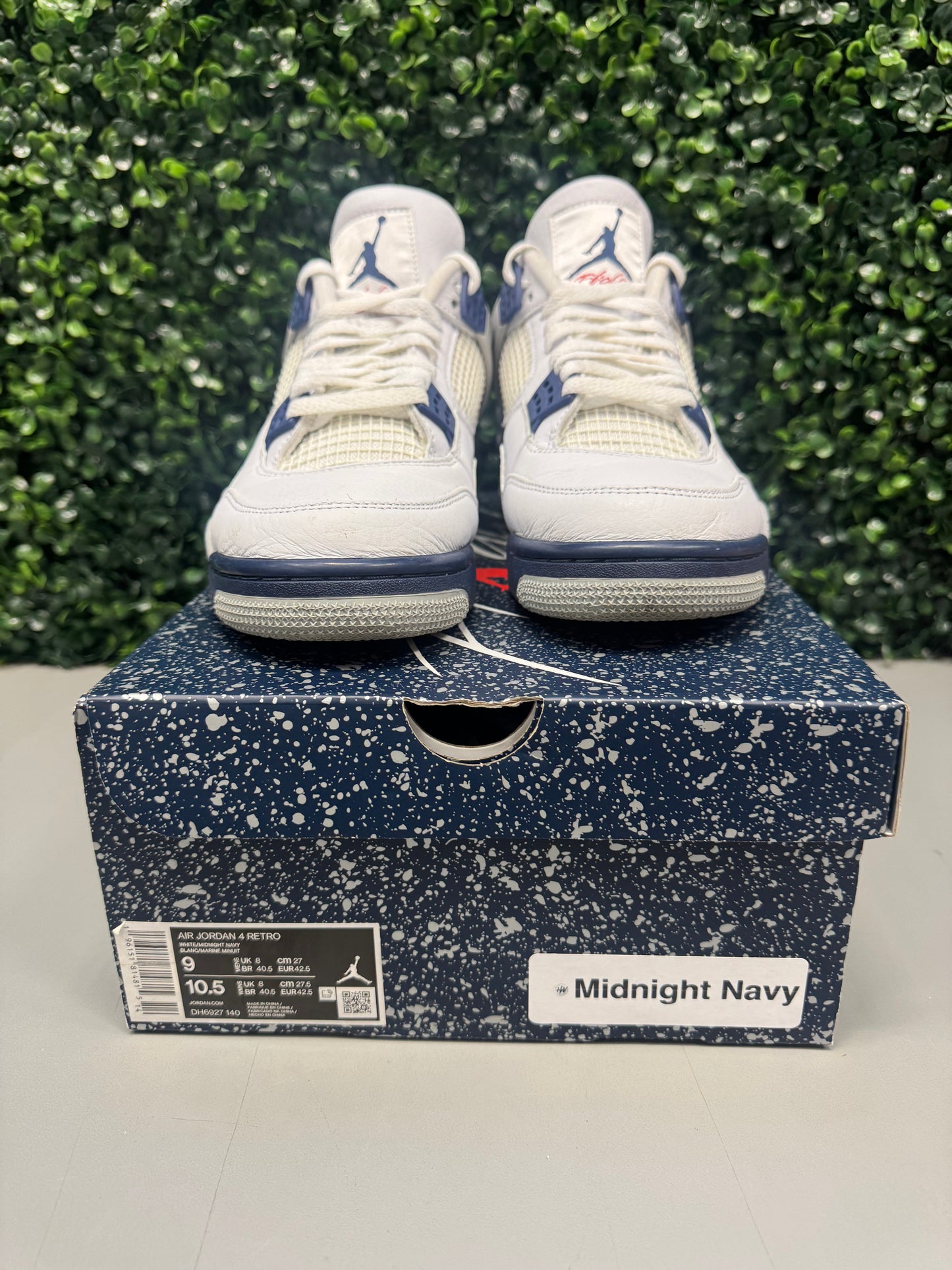 Jordan 4 "Midnight Navy" Size 9 Preowned #2