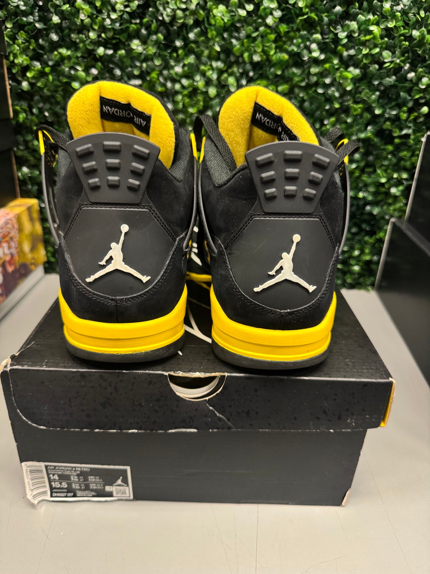 Jordan 4 "Thunder" Size 14 Preowned