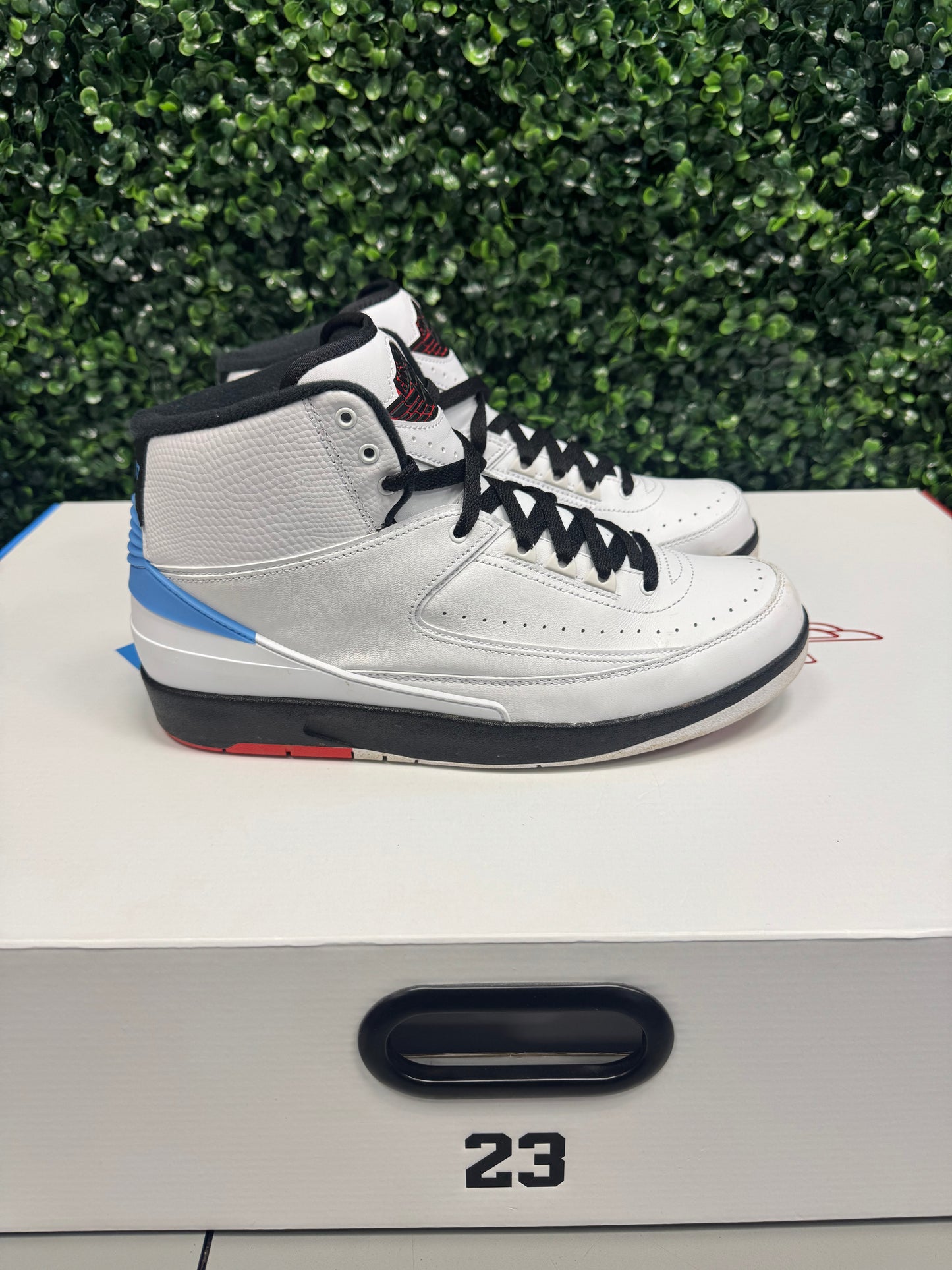 Jordan 2 & Converse Fastbreak Mid "Alumni Pack"