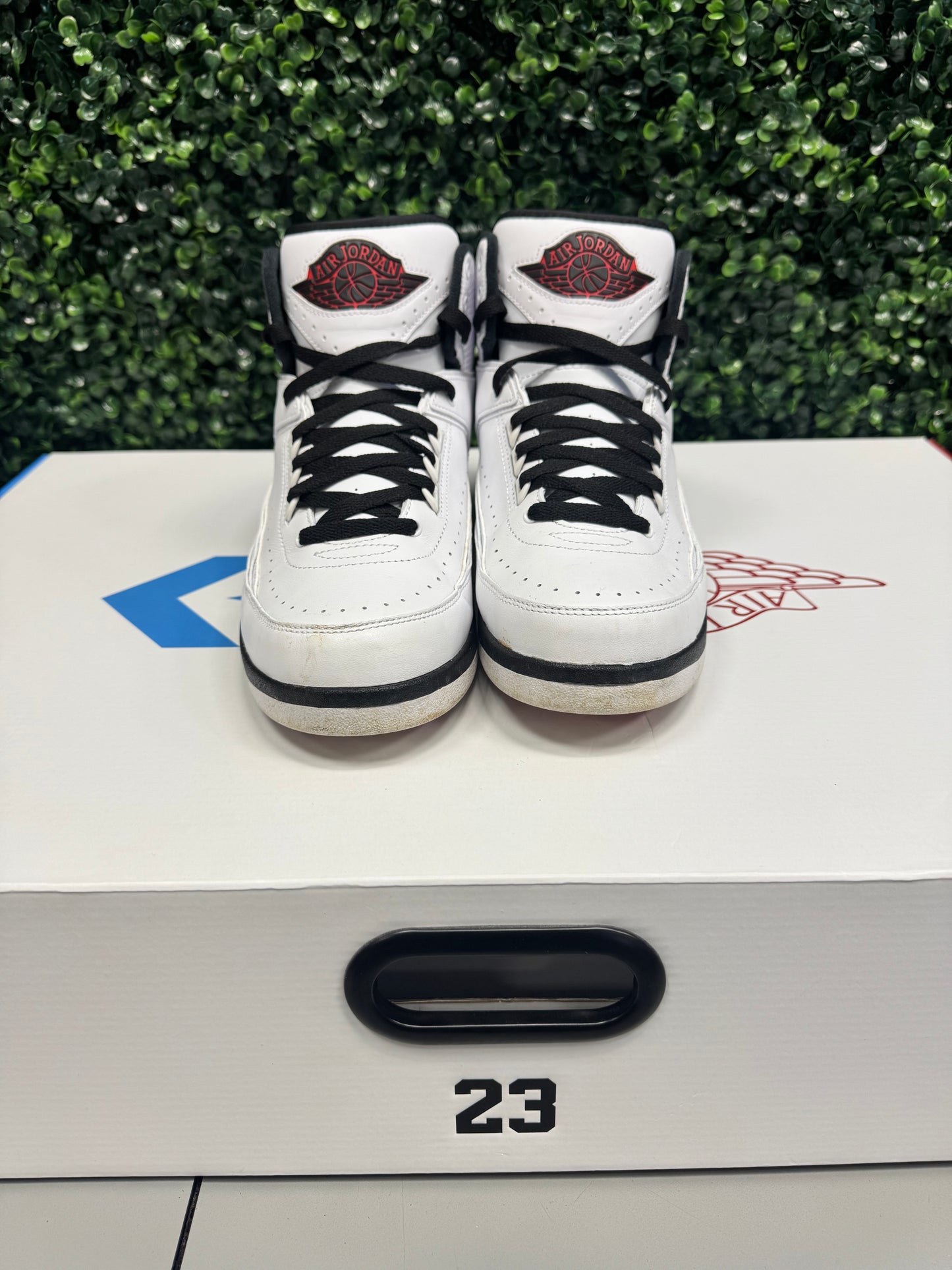 Jordan 2 & Converse Fastbreak Mid "Alumni Pack"