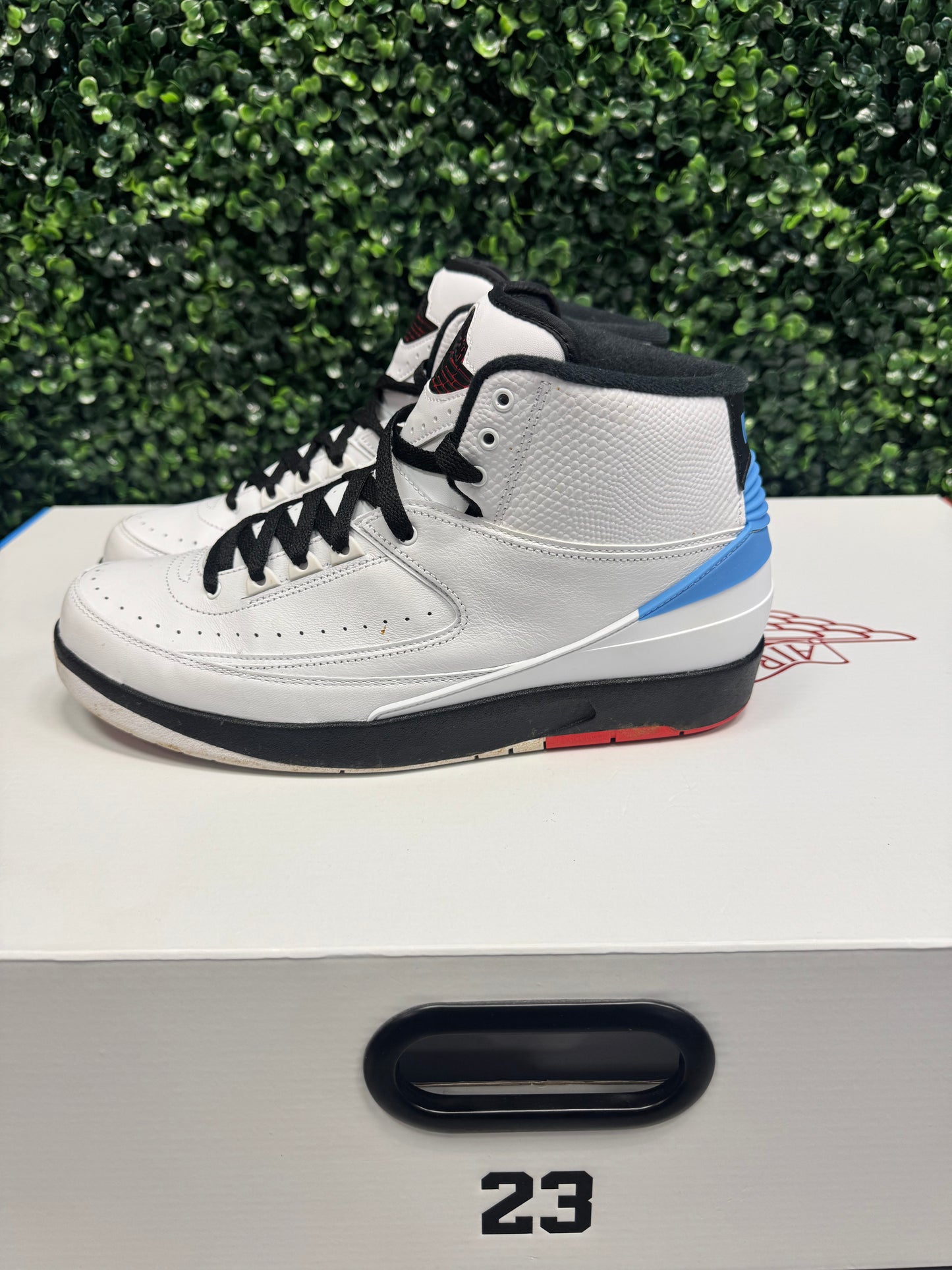 Jordan 2 & Converse Fastbreak Mid "Alumni Pack"