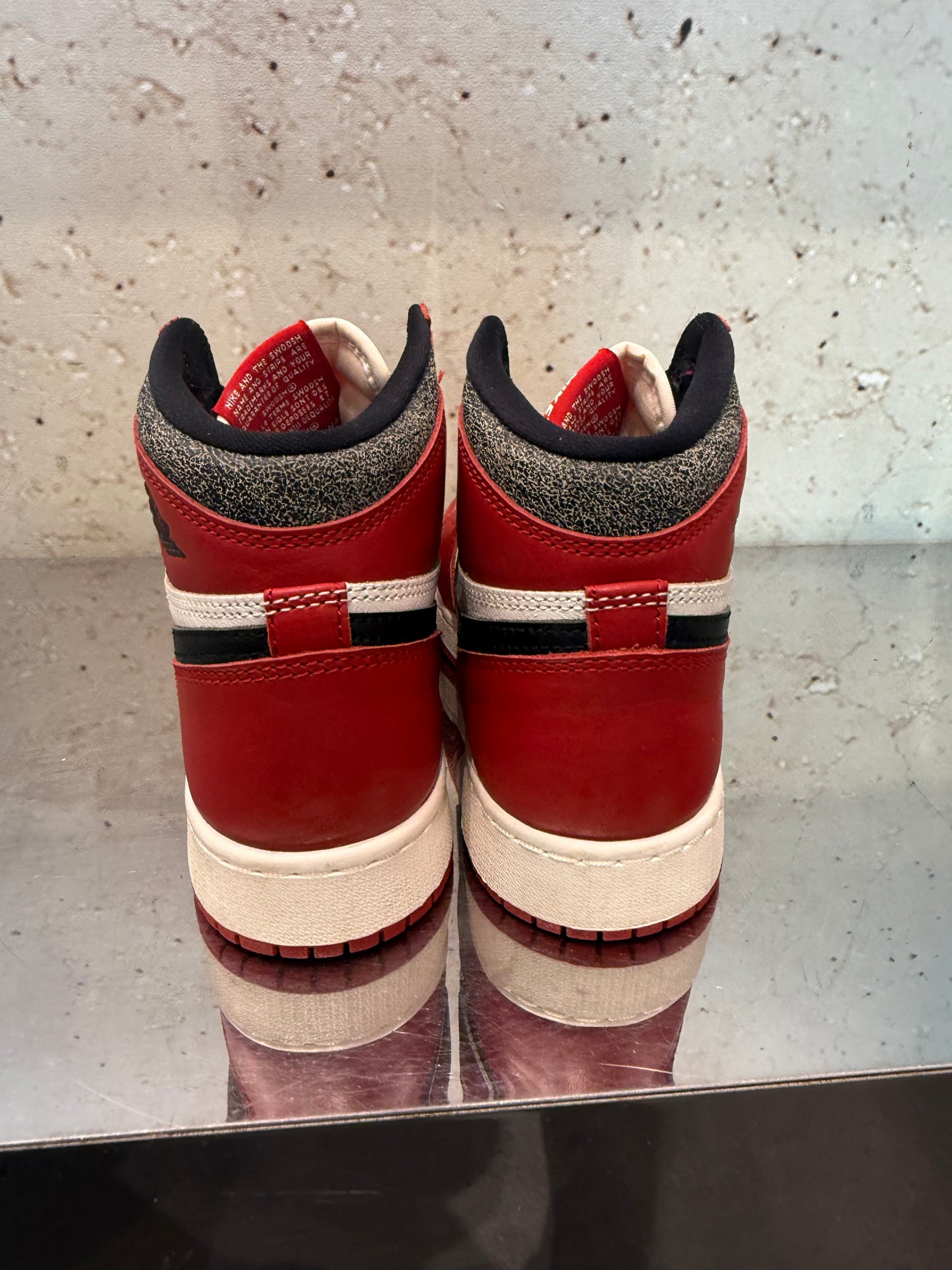 Jordan 1 High "Lost & Found" Size 5Y Preowned