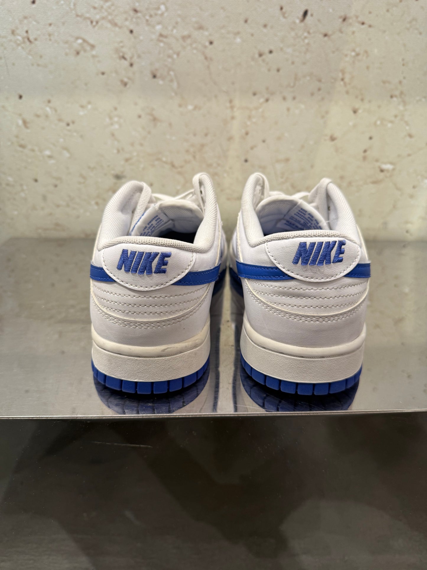 Nike dunk low "White Hyper Royal" Size 9 Preowned