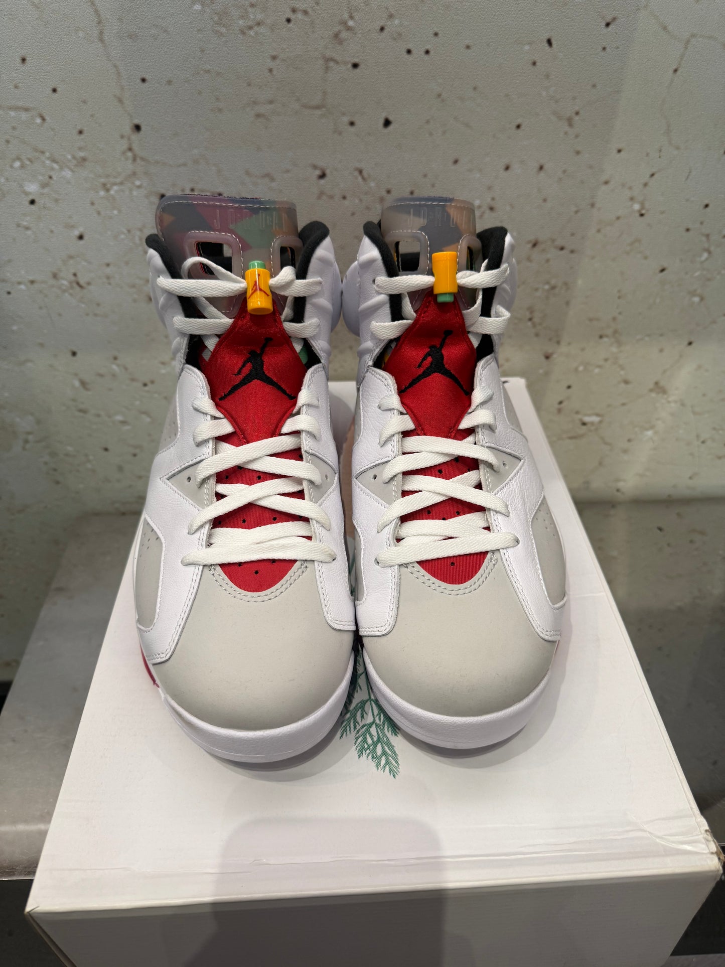 Jordan 6 "Hare" Size 11.5 Preowned
