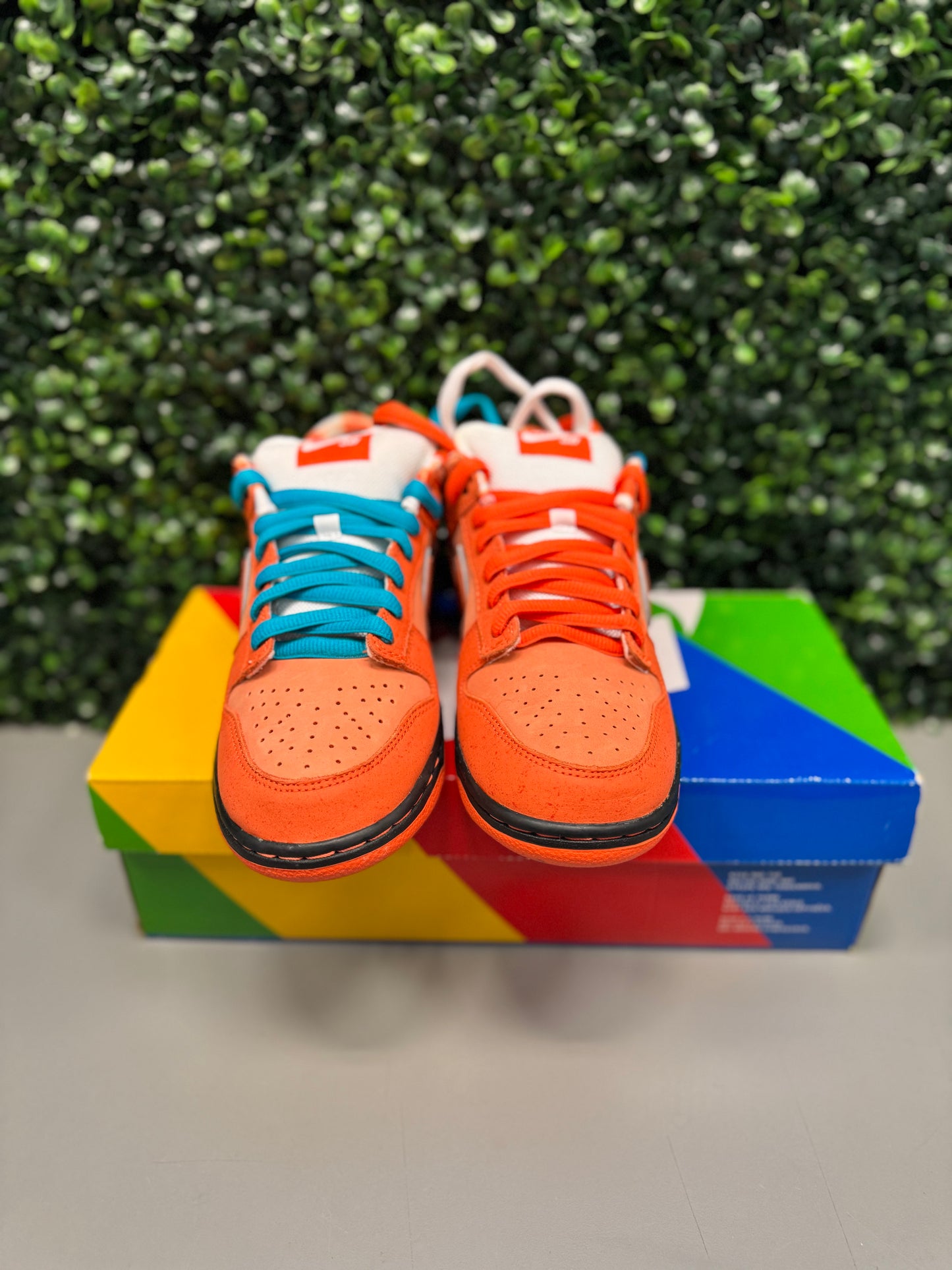 Nike SB Dunk Low "Orange Lobster" Size 7.5 Preowned