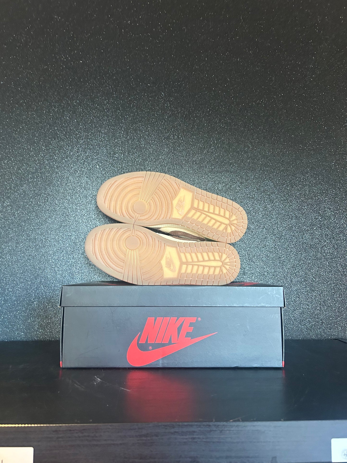 Jordan 1 Retro Low OG Zion Williamson Voodoo Size 9.5 Preowned