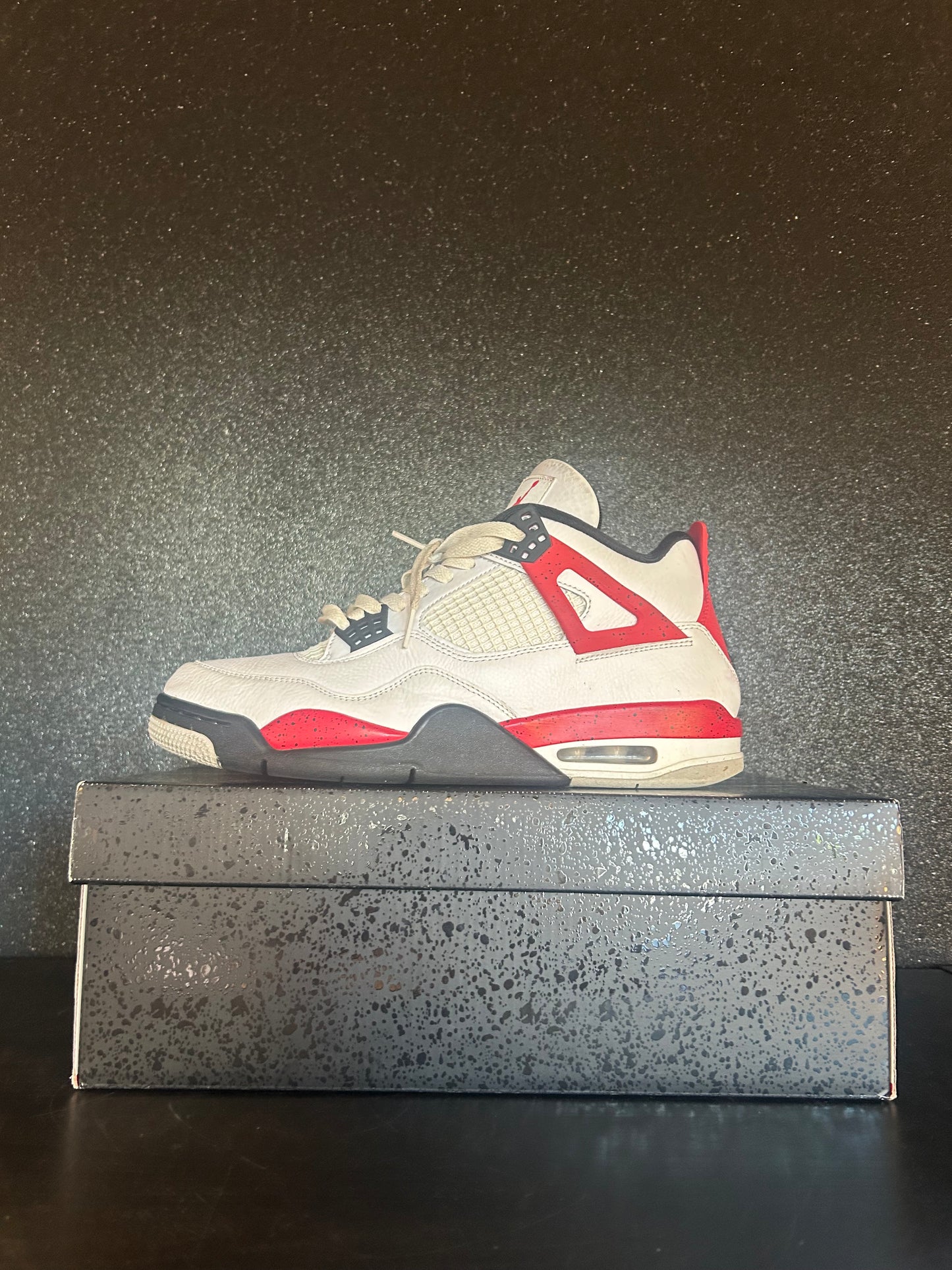 Jordan 4 Retro Red Cement Size 10.5 Preowned