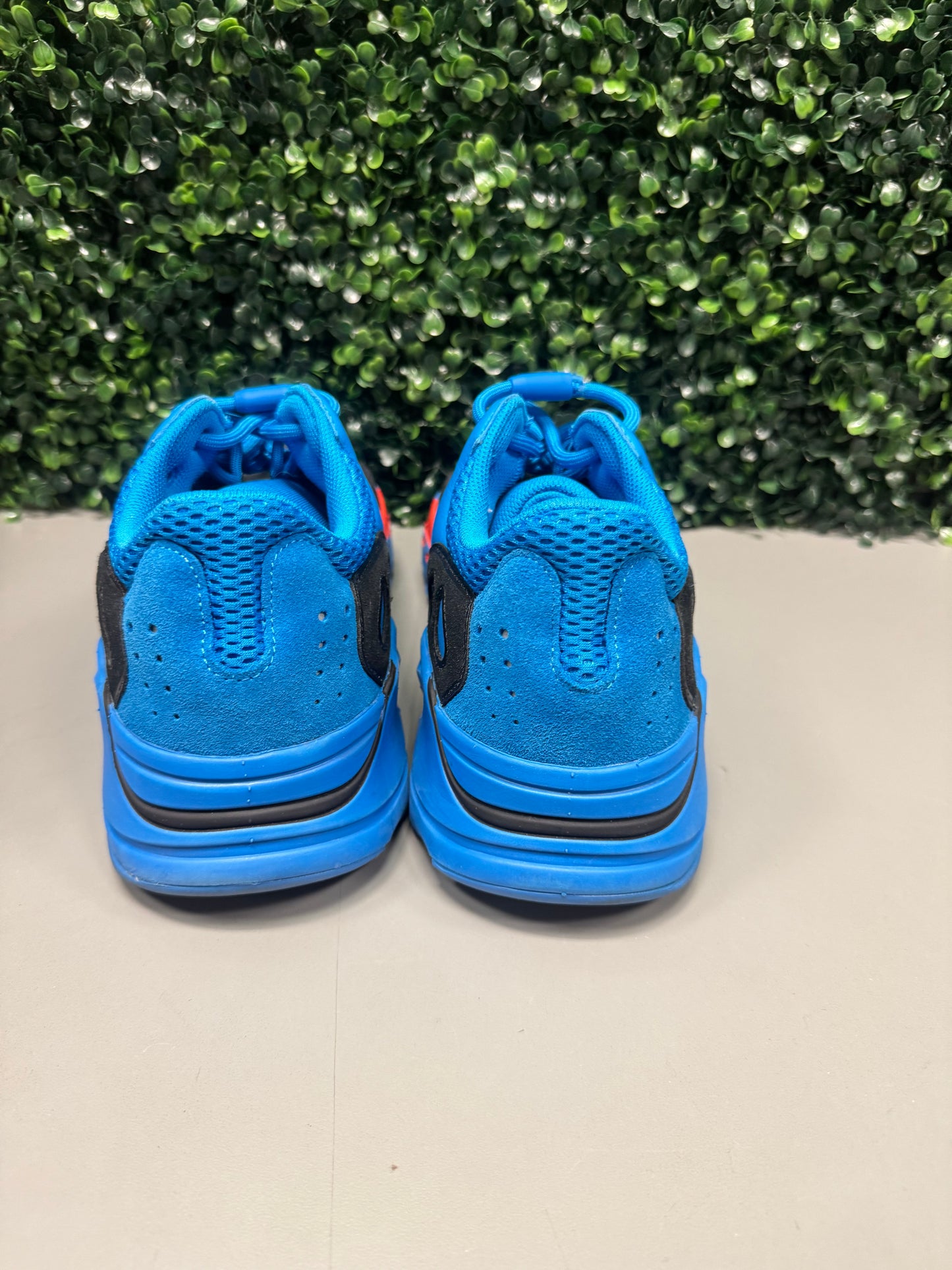 Yeezy 700 Hi-"Res Blue" Size 13.5 Preowned