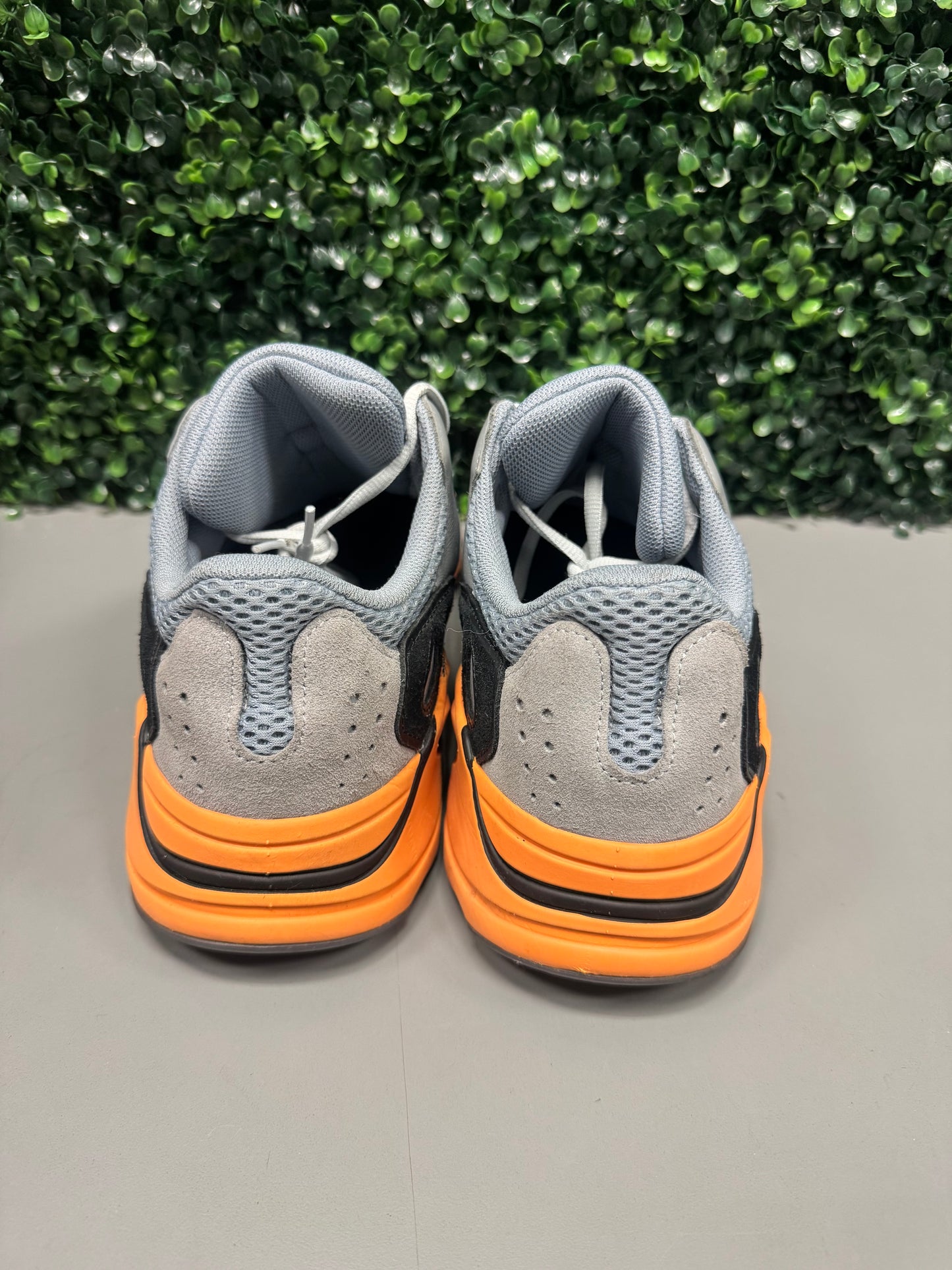 Yeezy 700 "Wash Orange" Size 13.5 Preowned
