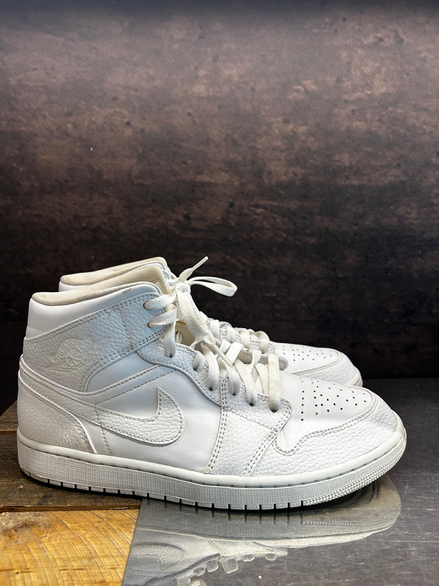 Jordan 1 Mid "Triple White" Size 10 Preowned