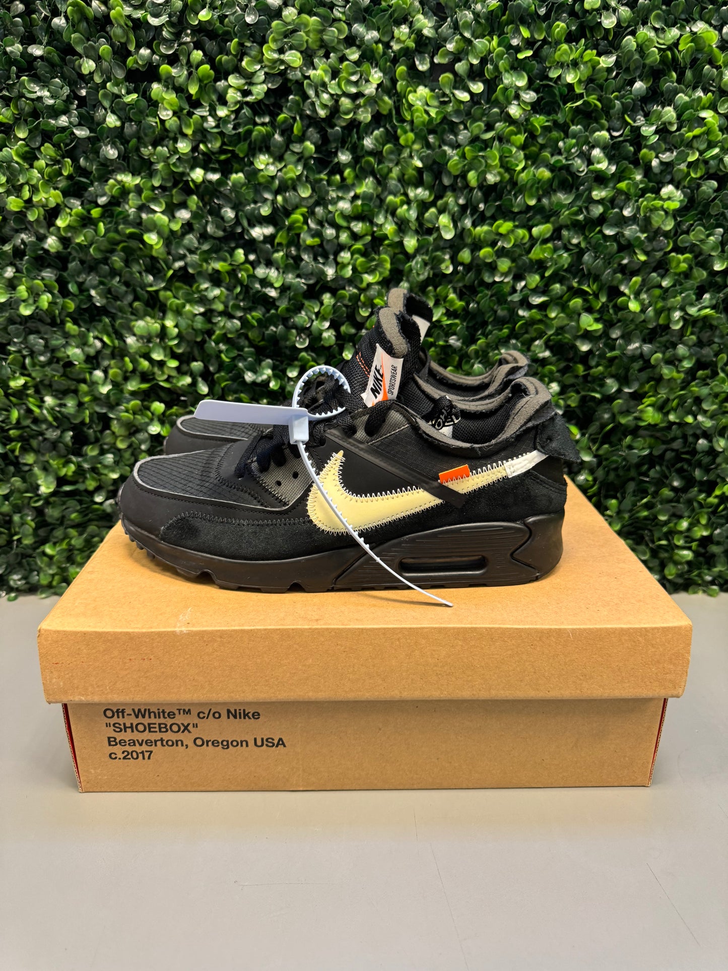Nike Air Max 90 Off-White "Black" Size 8 Preowned