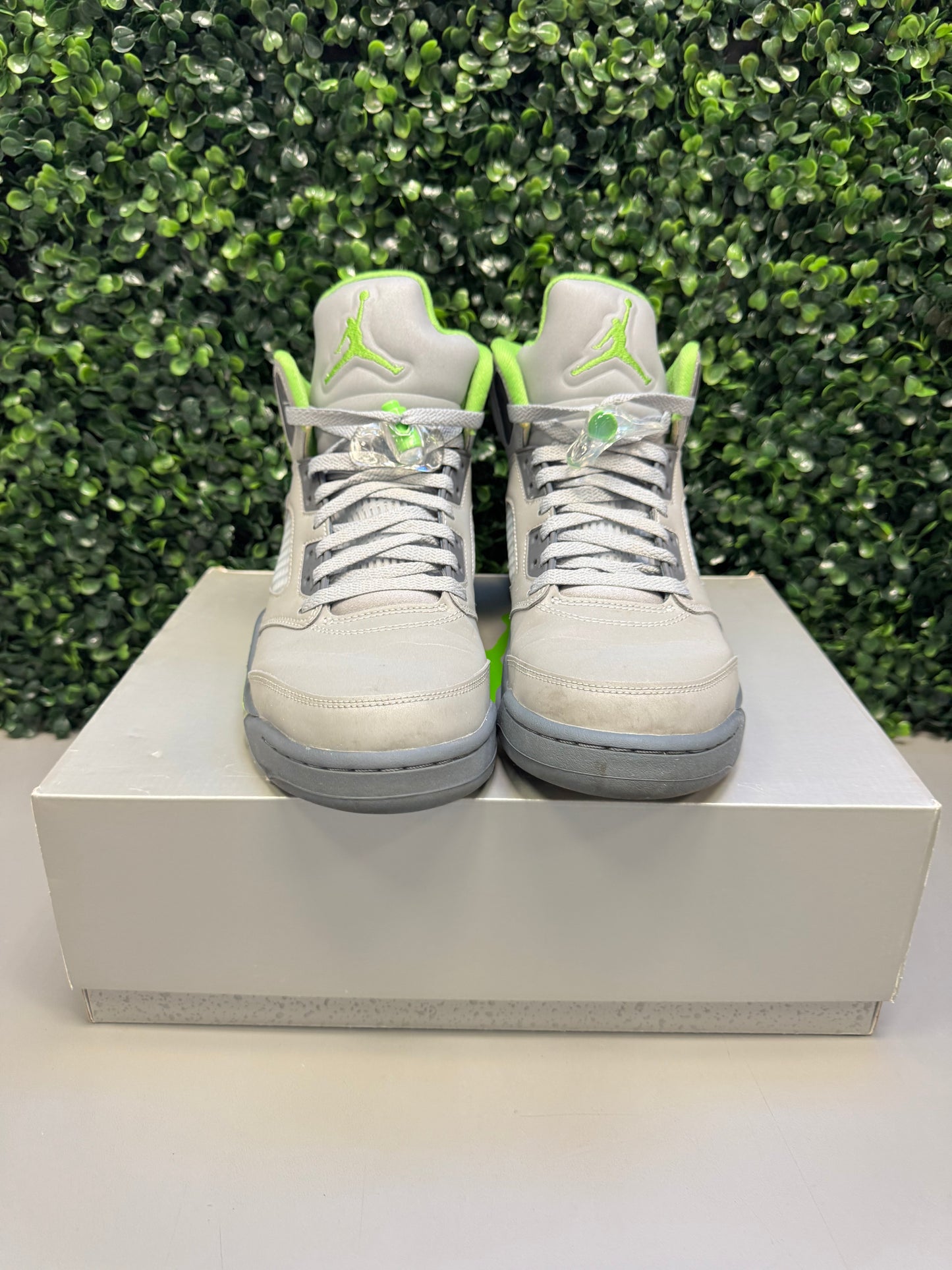 Jordan 5 "Green Bean" Size 9.5 Preowned