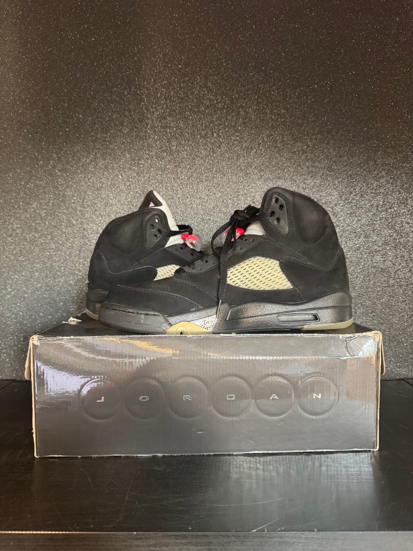 Jordan 5 'Black Metallic' Size 11.5 Preowned with box