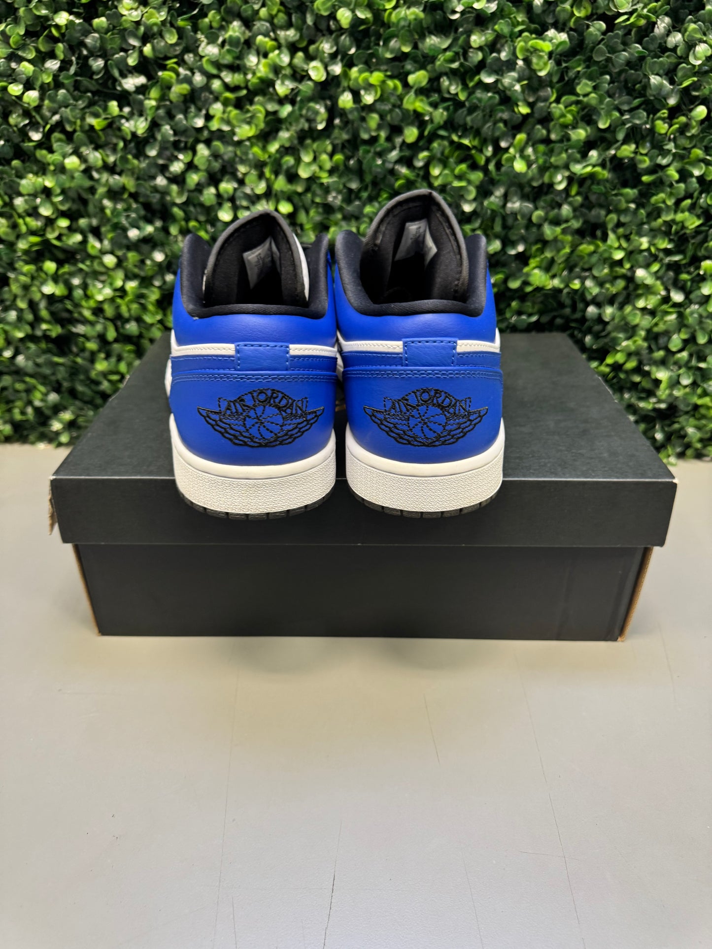 Jordan 1 Low "Game Royal" Size 11 Preowned