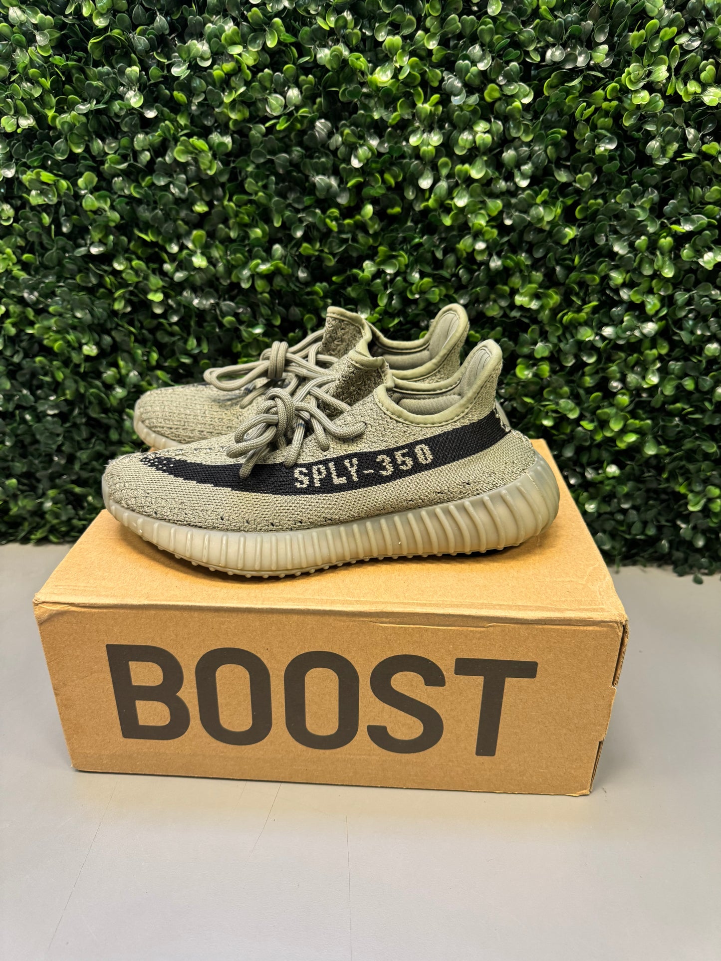 Yeezy 350 "Granite" Size 4M / 5.5W Preowned